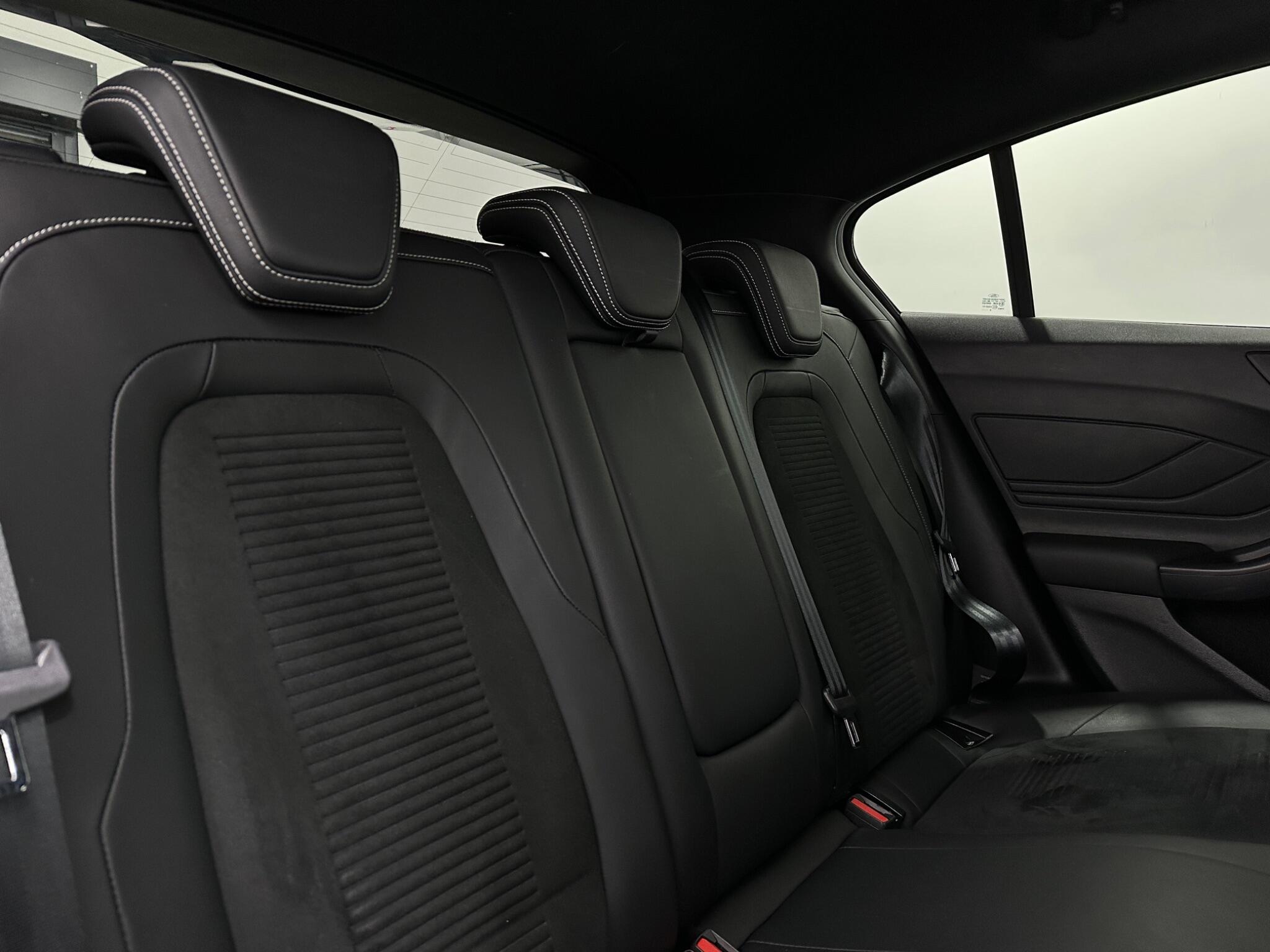 Ford Focus view 41