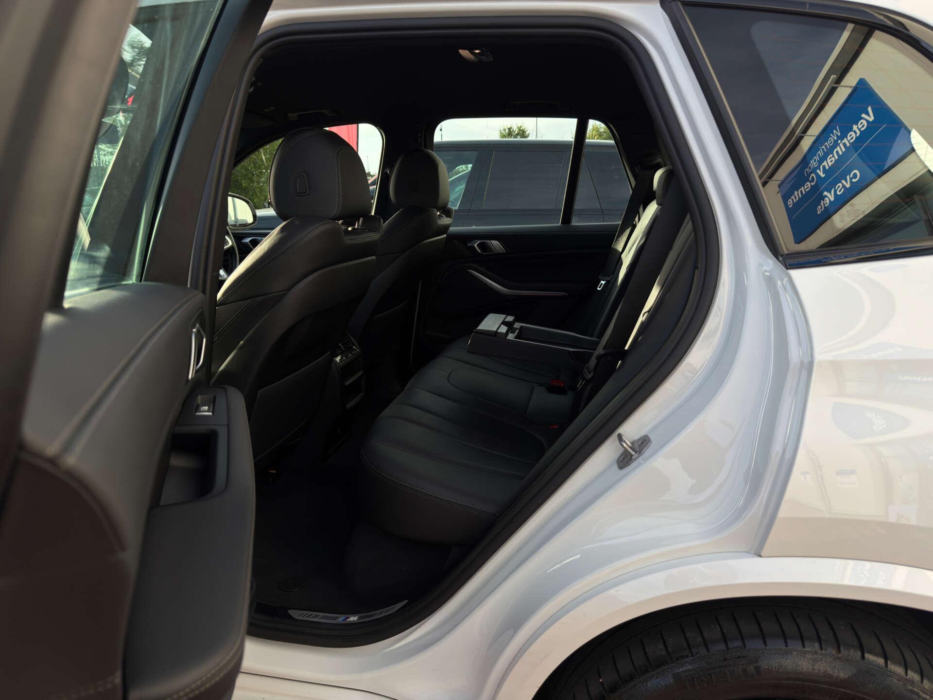 BMW X5 view 35