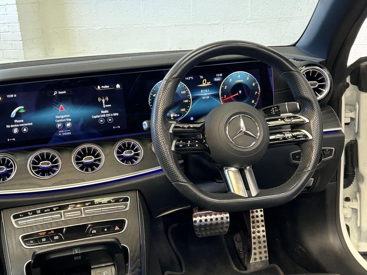 Mercedes-Benz E Class view 35