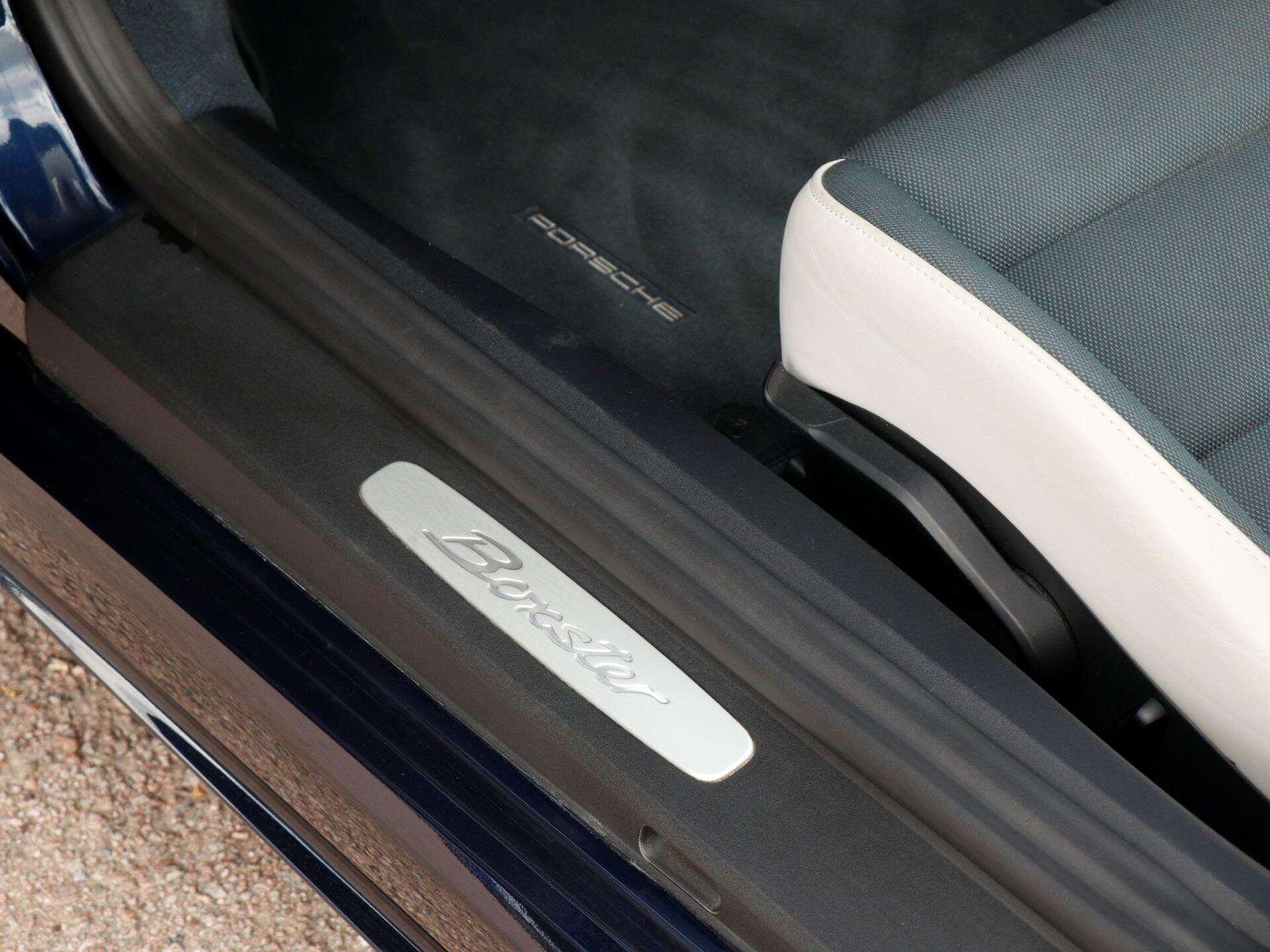 Porsche Boxster view 27