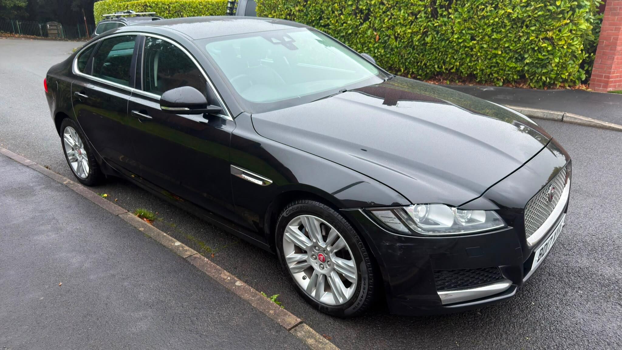 Jaguar XF