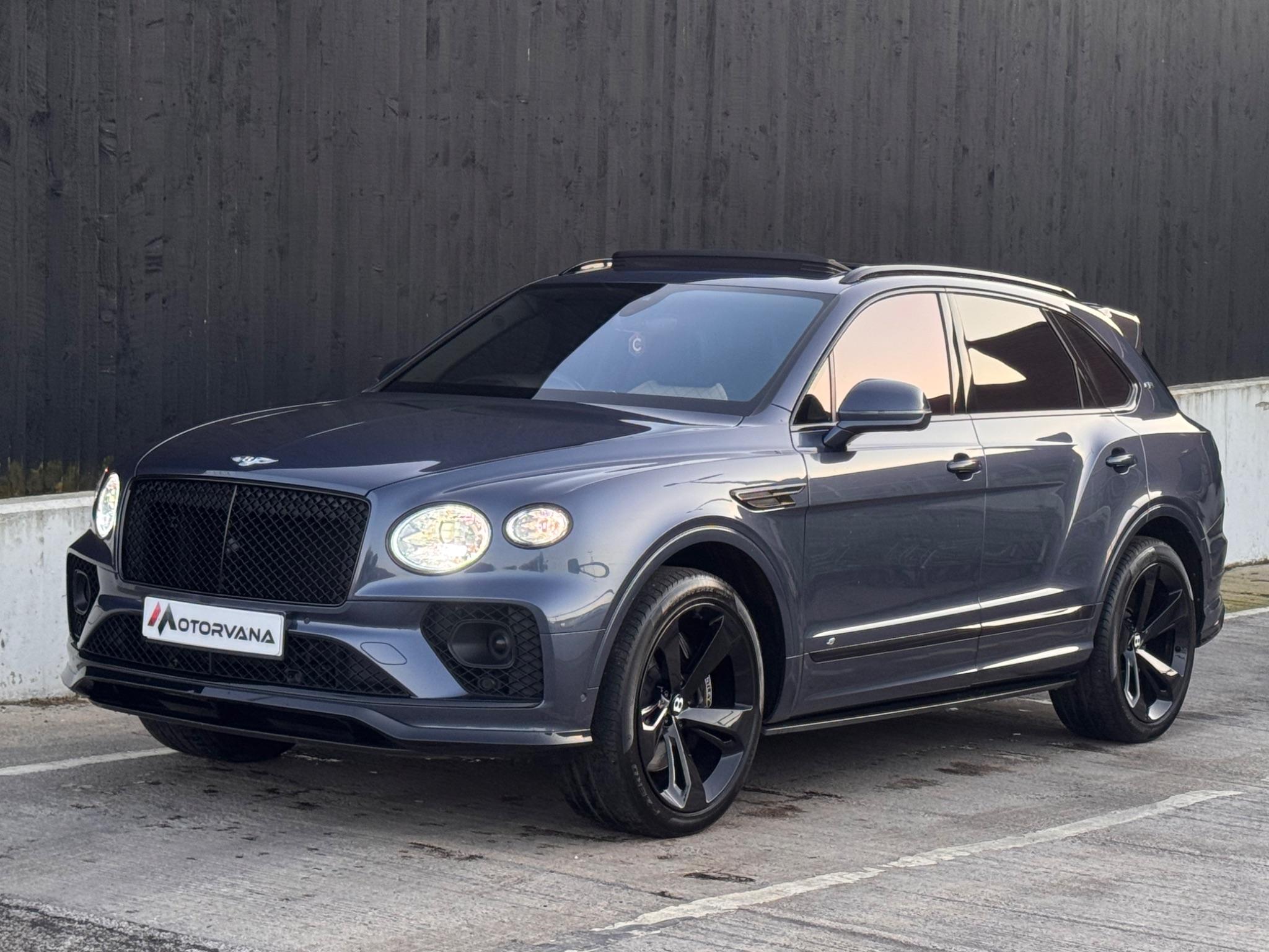 Bentley Bentayga view 11