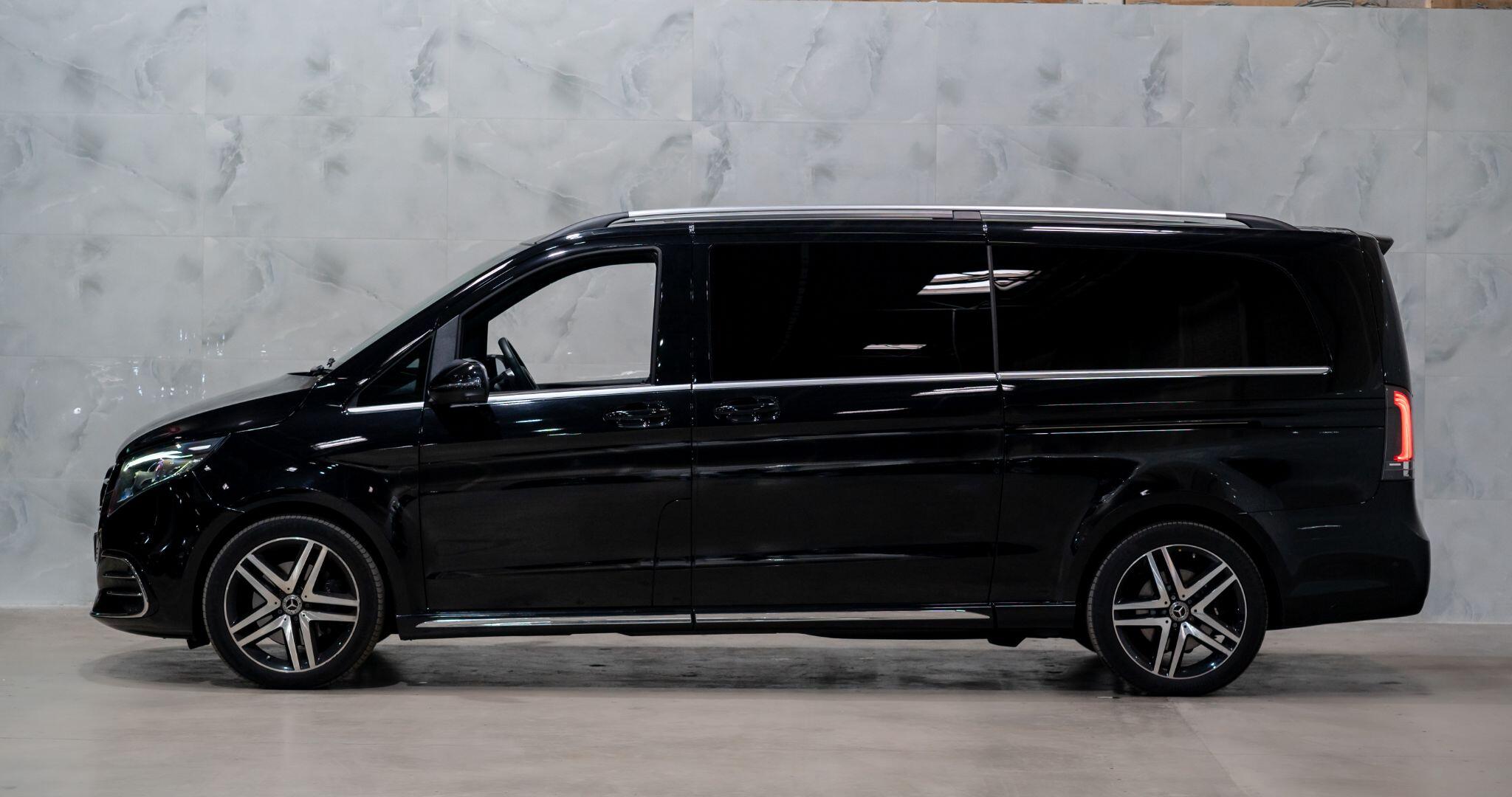Mercedes-Benz V-Class view 7