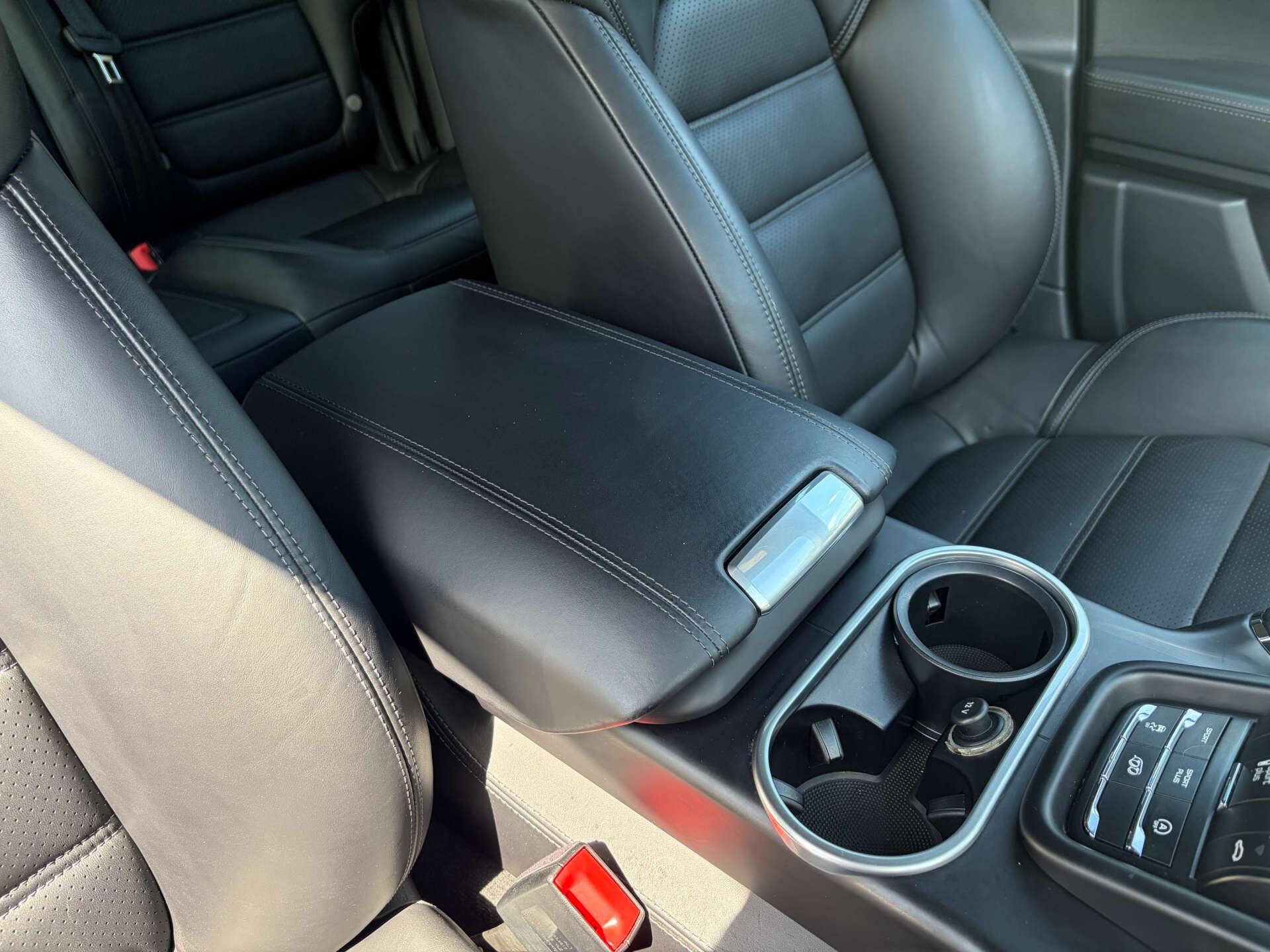 Porsche Cayenne view 44