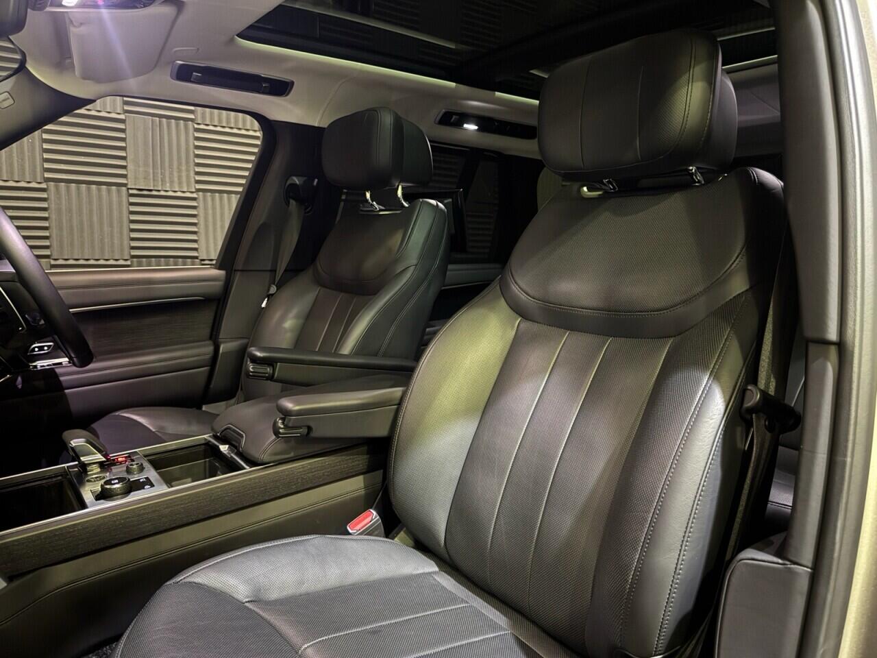 Land Rover Range Rover view 27