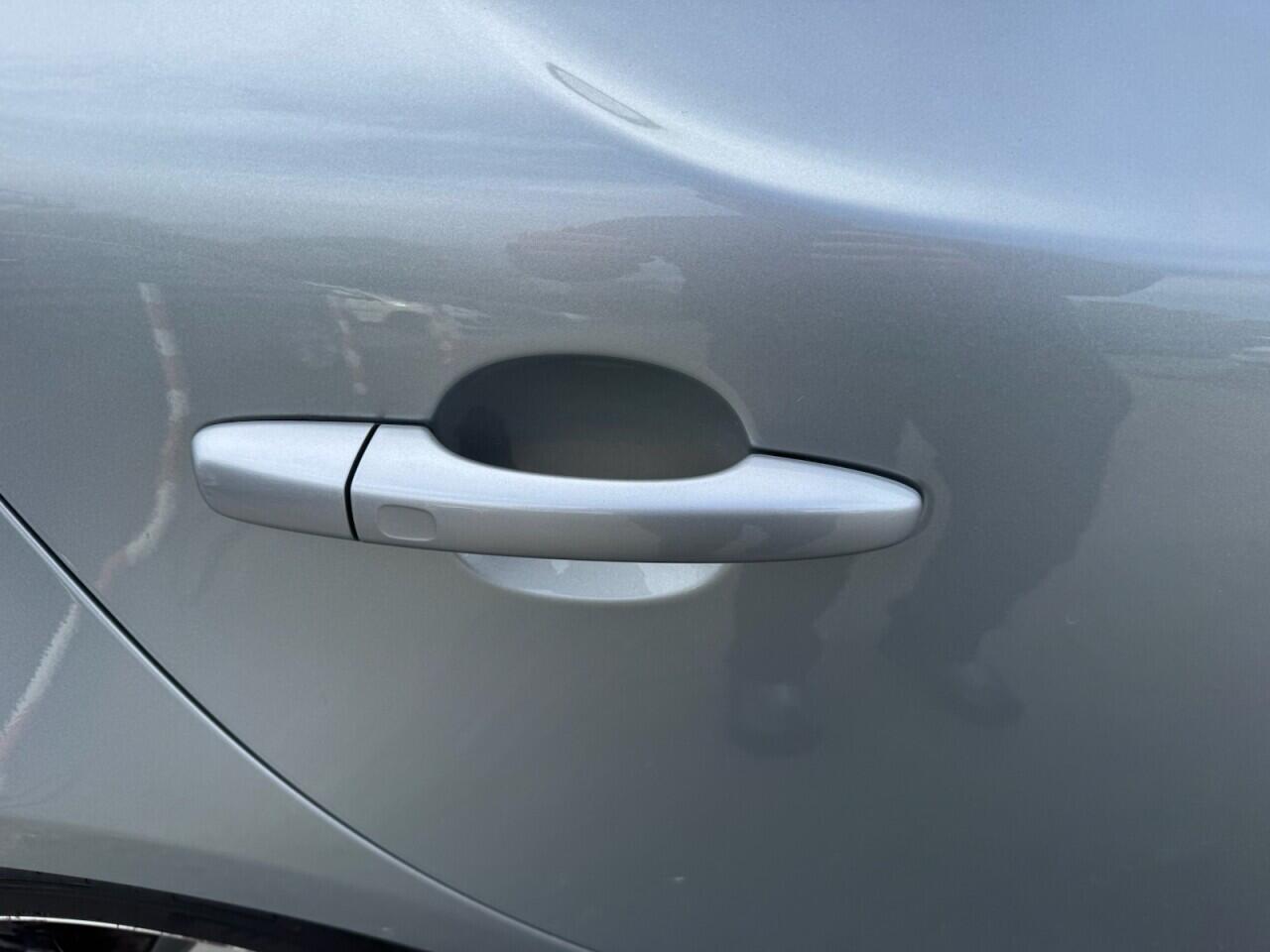 Volvo V40 view 37
