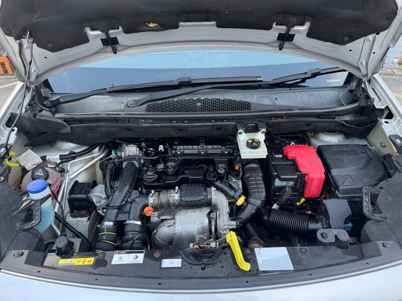 Peugeot Partner Tepee view 11