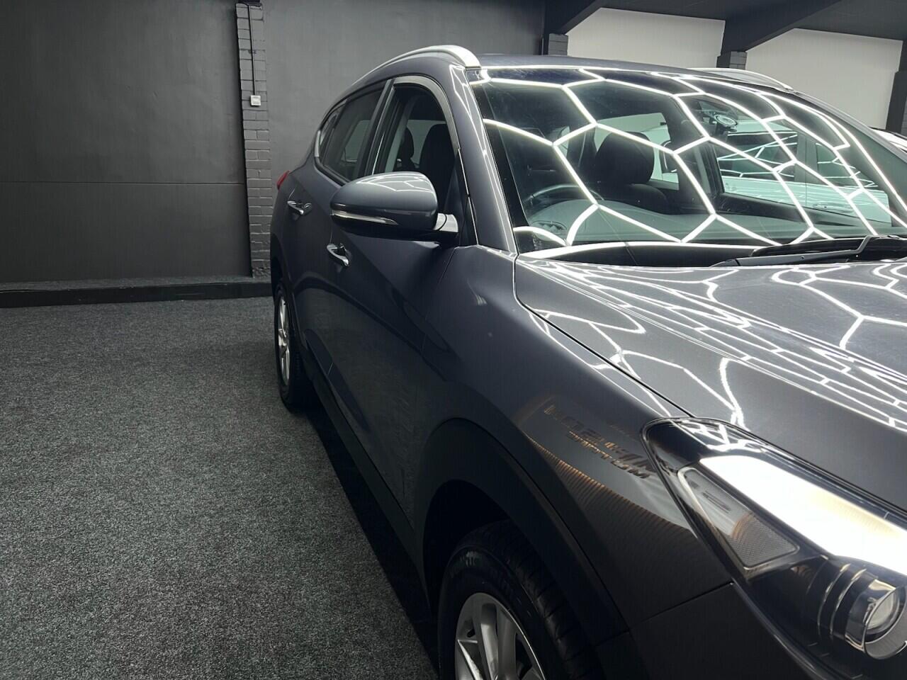 Hyundai Tucson view 17