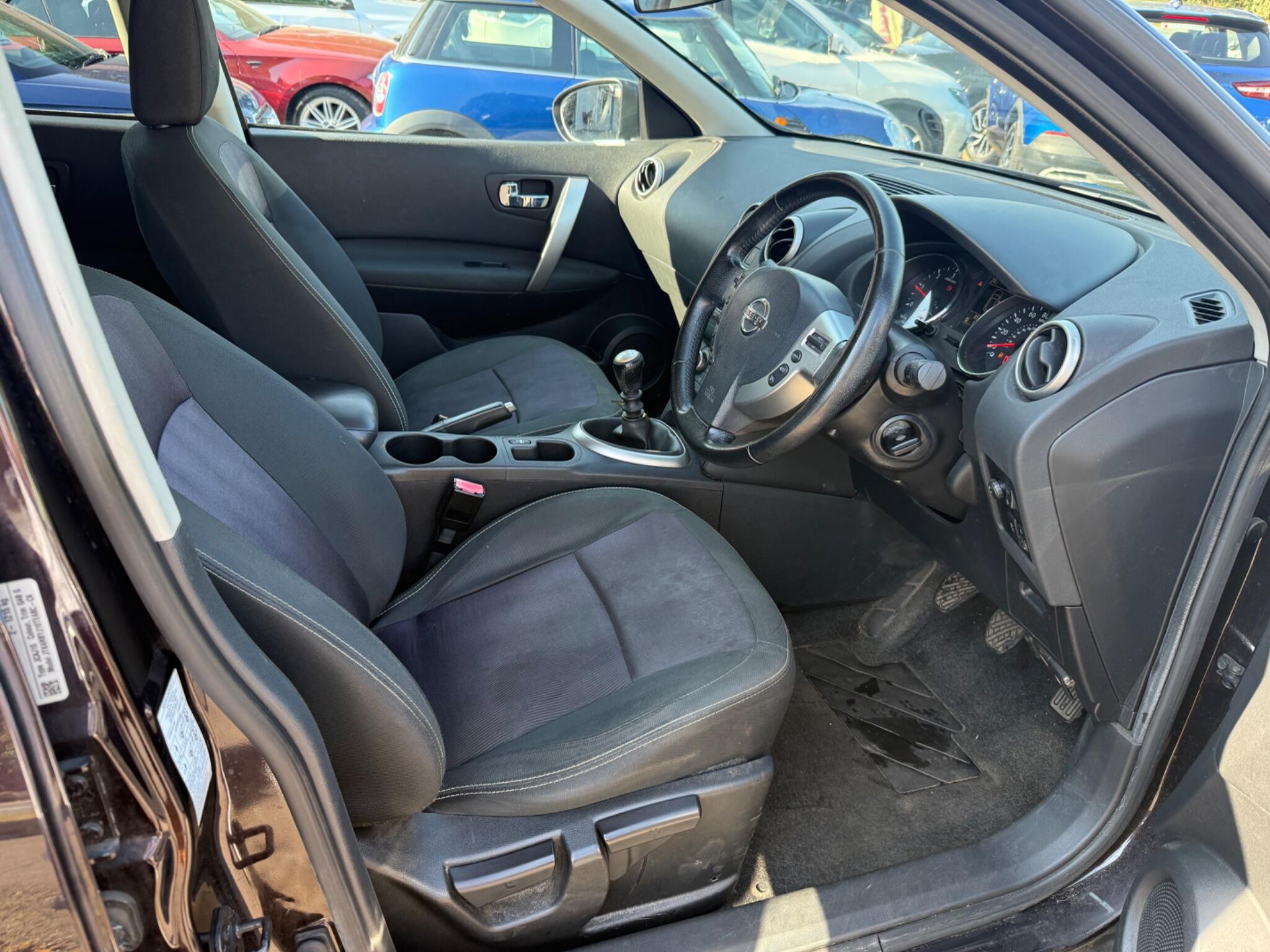 Nissan Qashqai+2 view 22