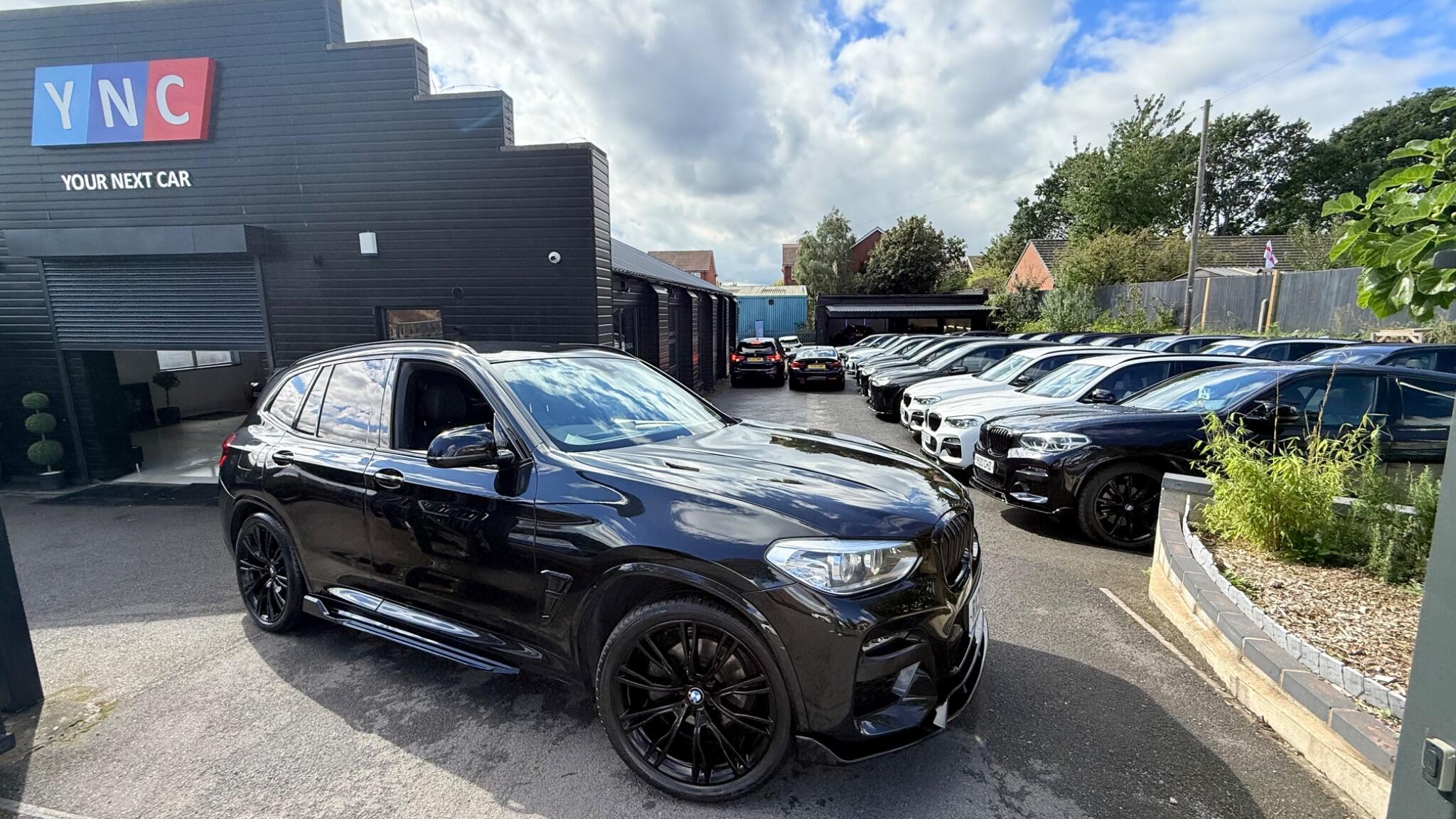 BMW X3 view 3