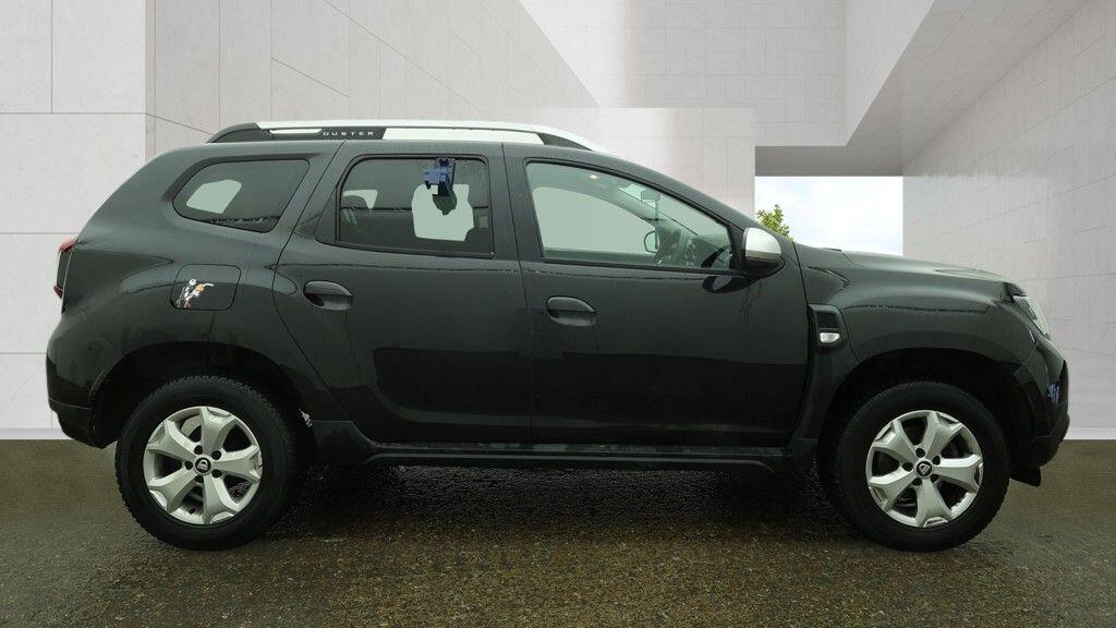 Dacia Duster view 10