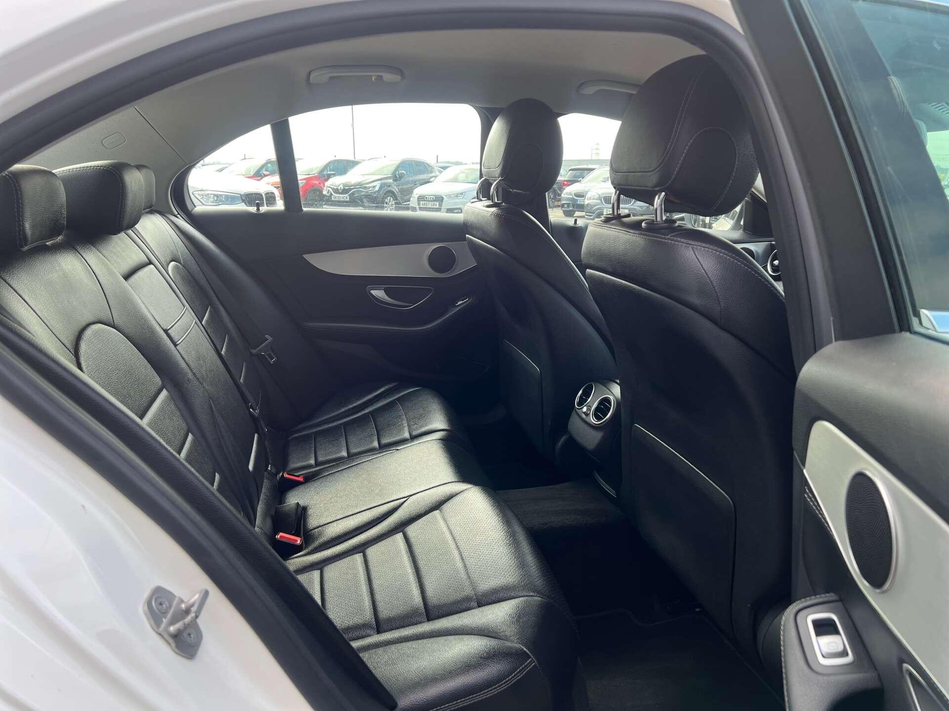 Mercedes-Benz C-Class view 30