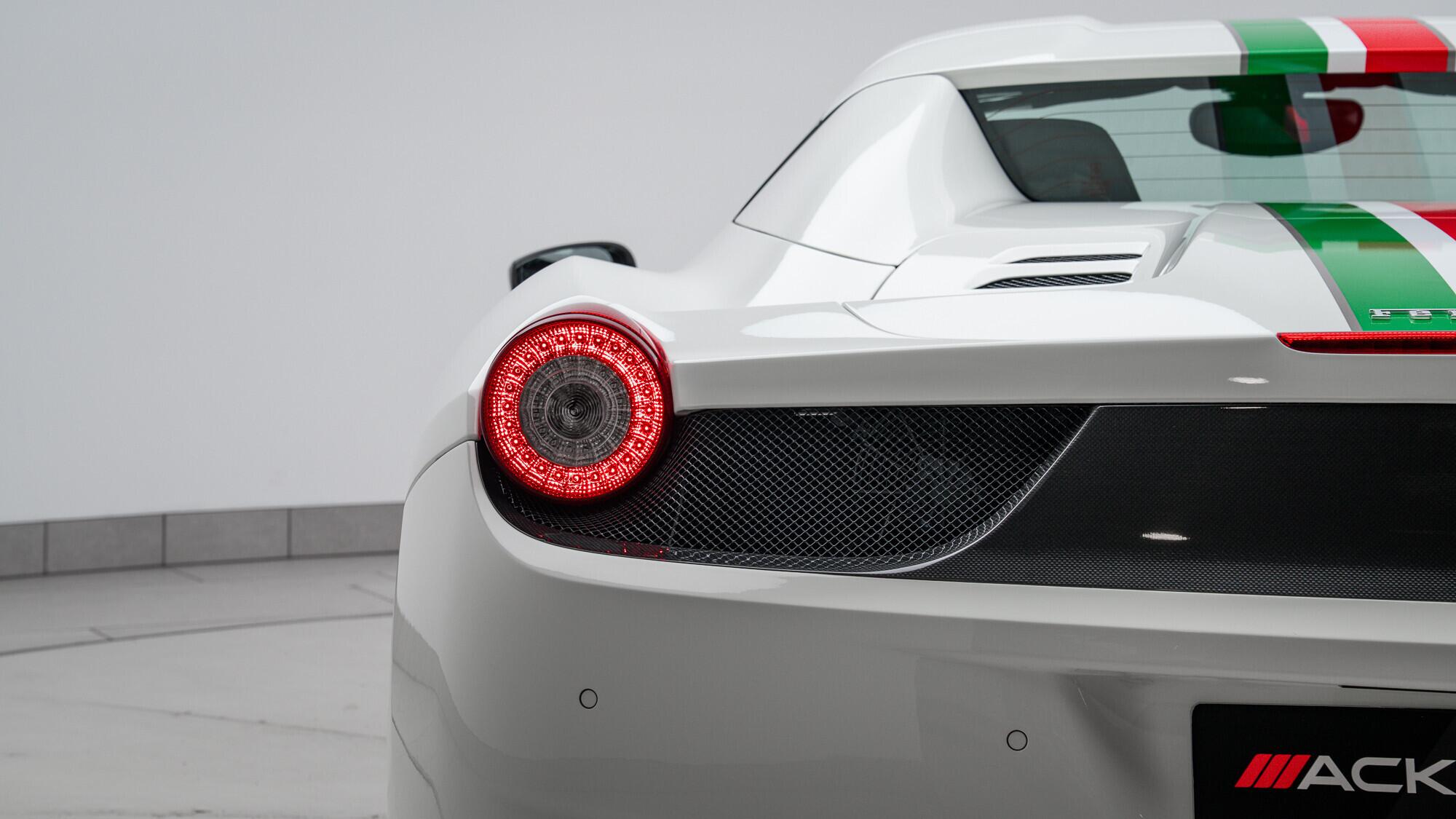 Ferrari 458 view 9