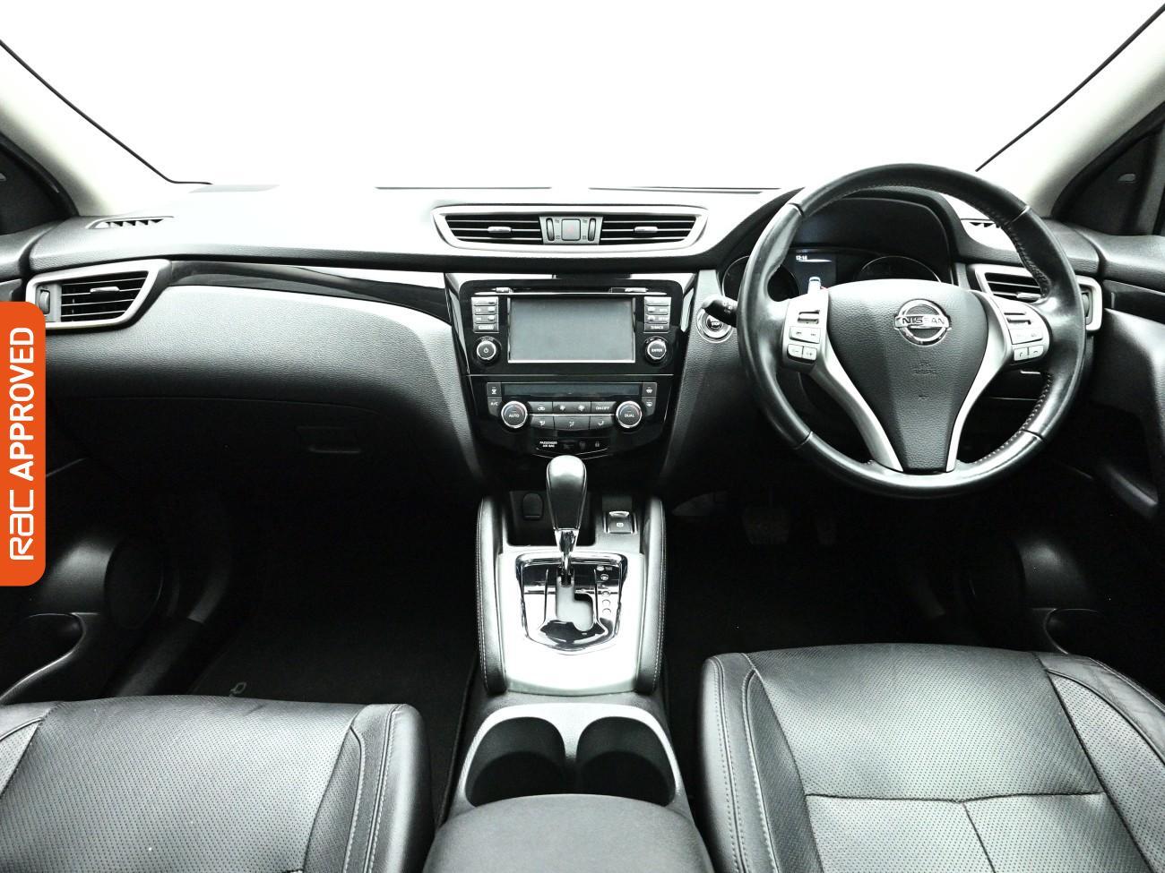 Nissan Qashqai view 2