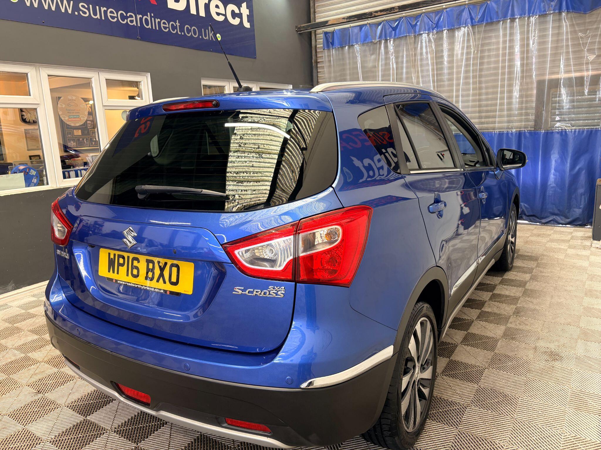 Suzuki SX4 S-Cross view 3