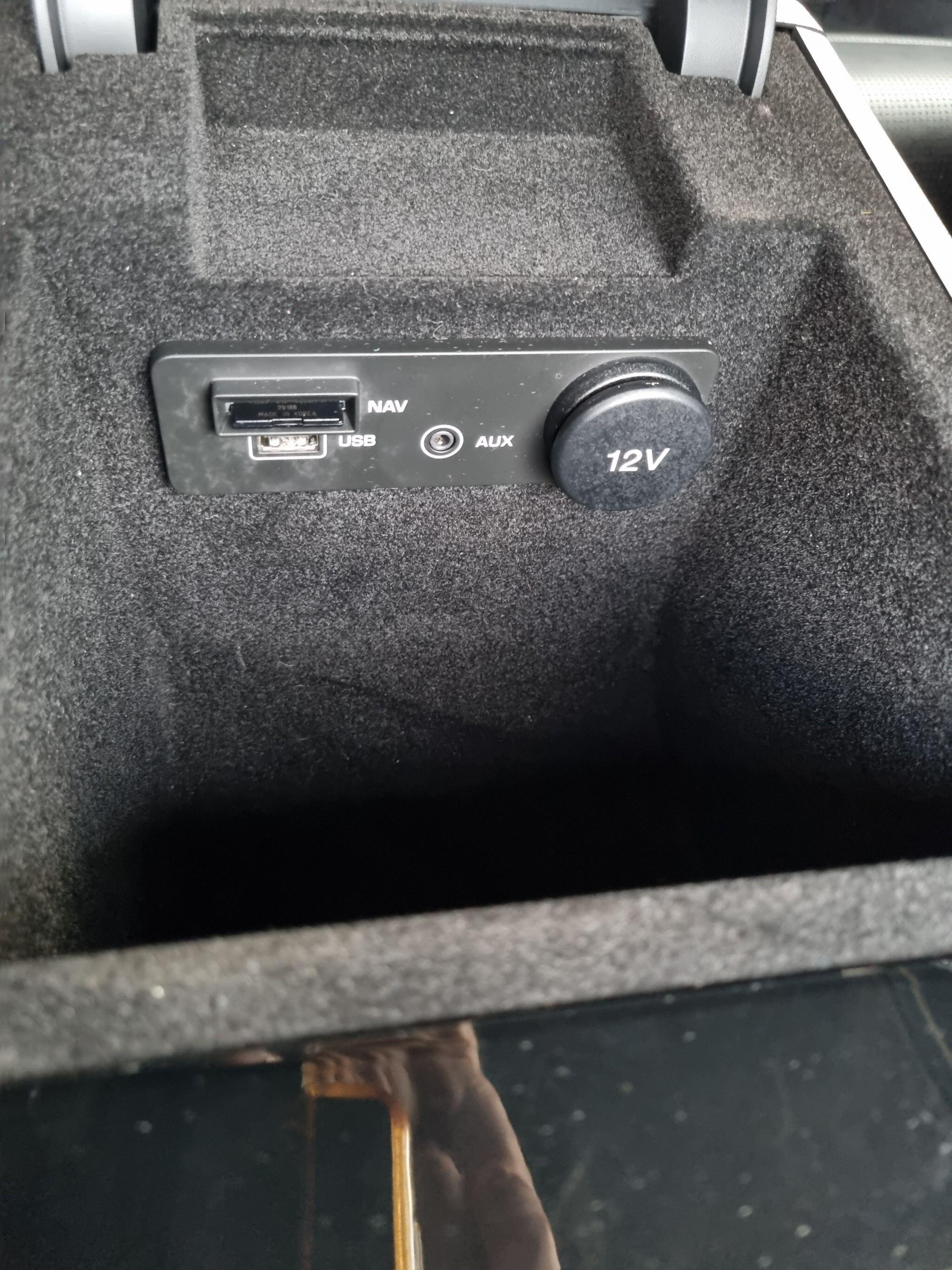 Jaguar Xe view 73