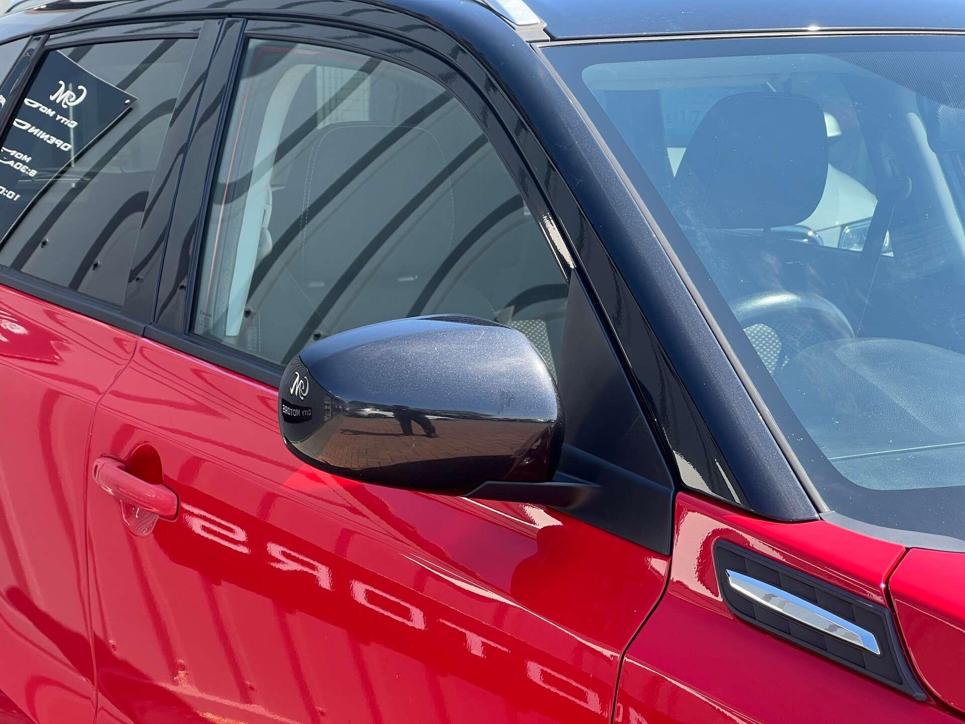 Suzuki Vitara view 61