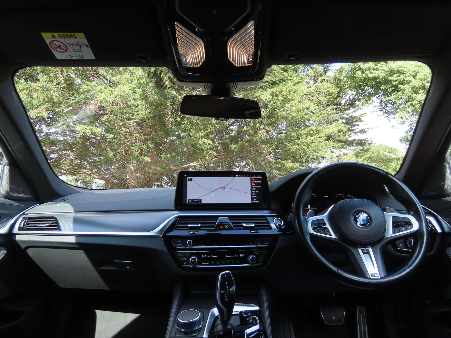BMW 5 Series view 7