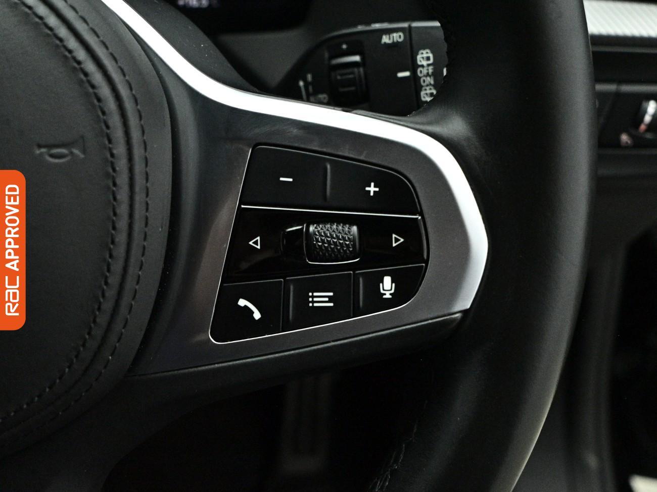 BMW 1 Series view 21
