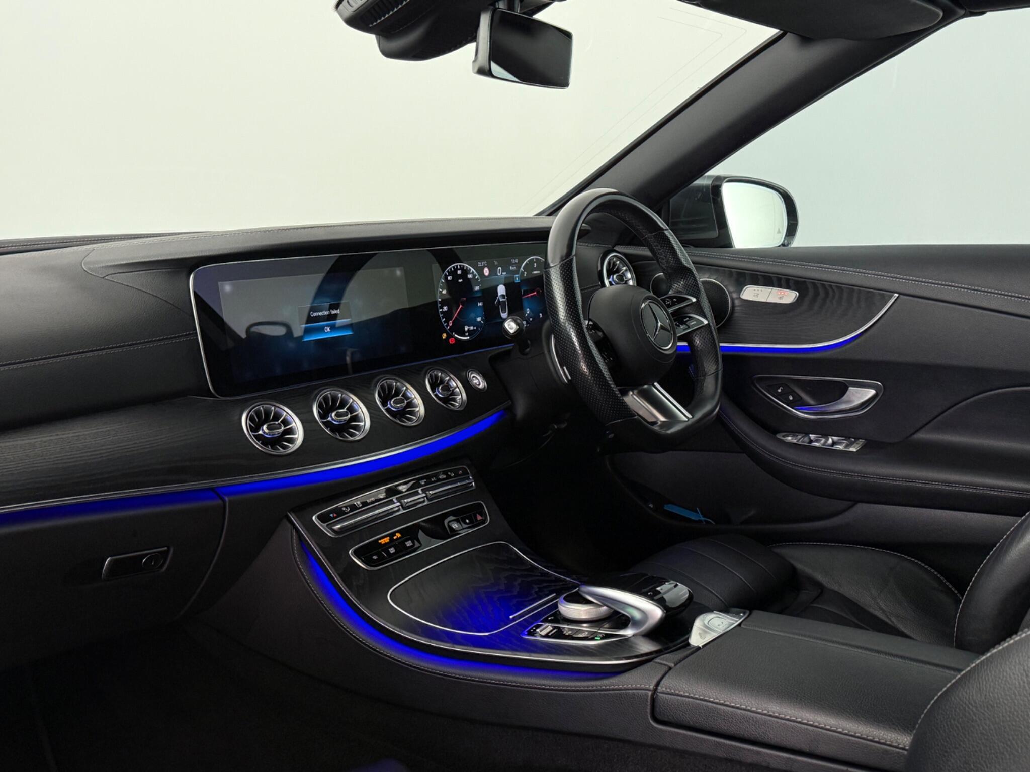 Mercedes-Benz E-Class view 4
