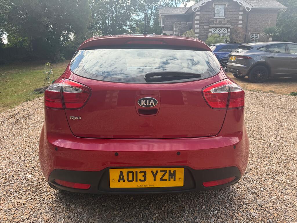 Kia Rio view 10
