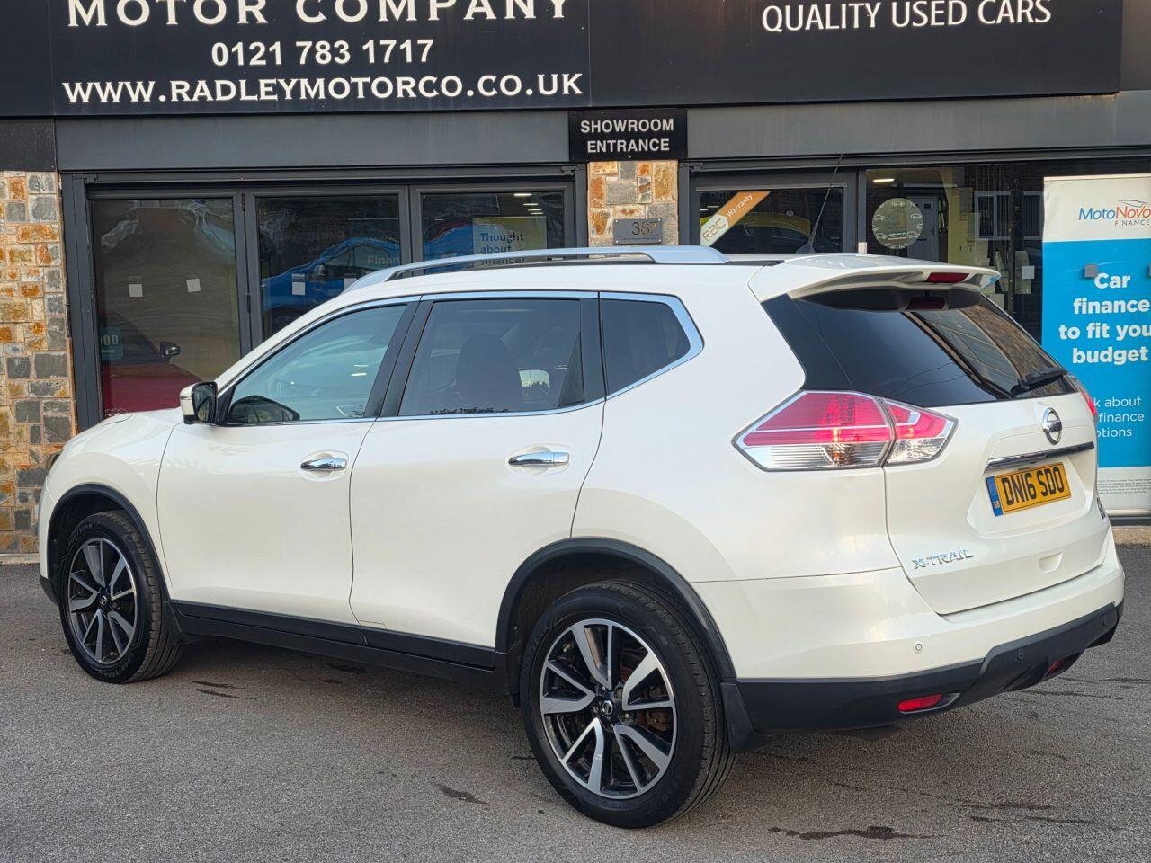 Nissan X-Trail view 25