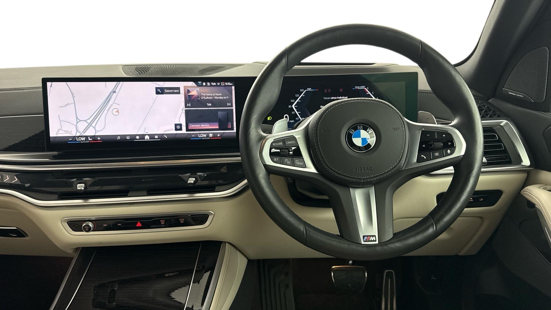 BMW X5 view 5