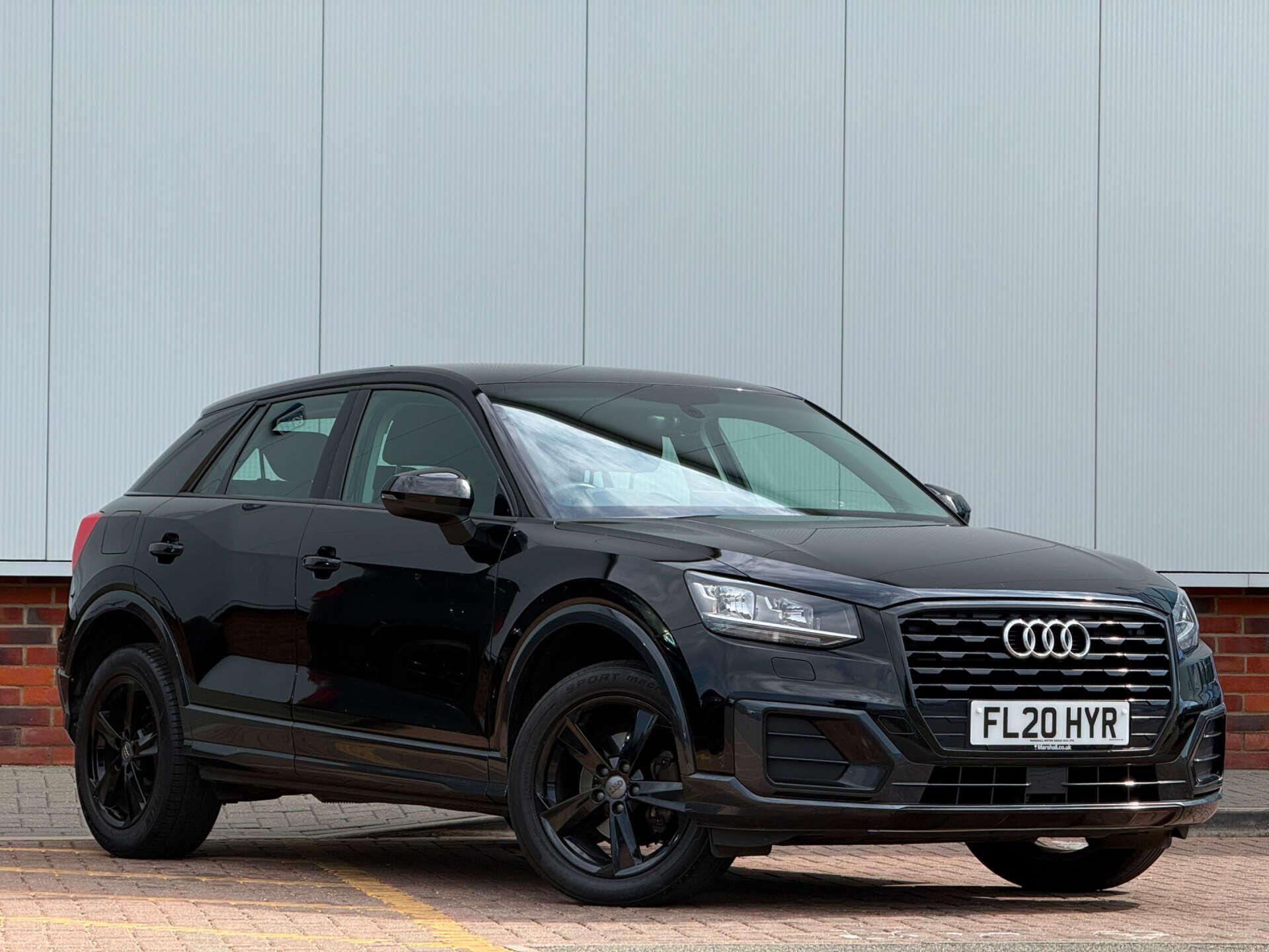 Audi Q2 view 4