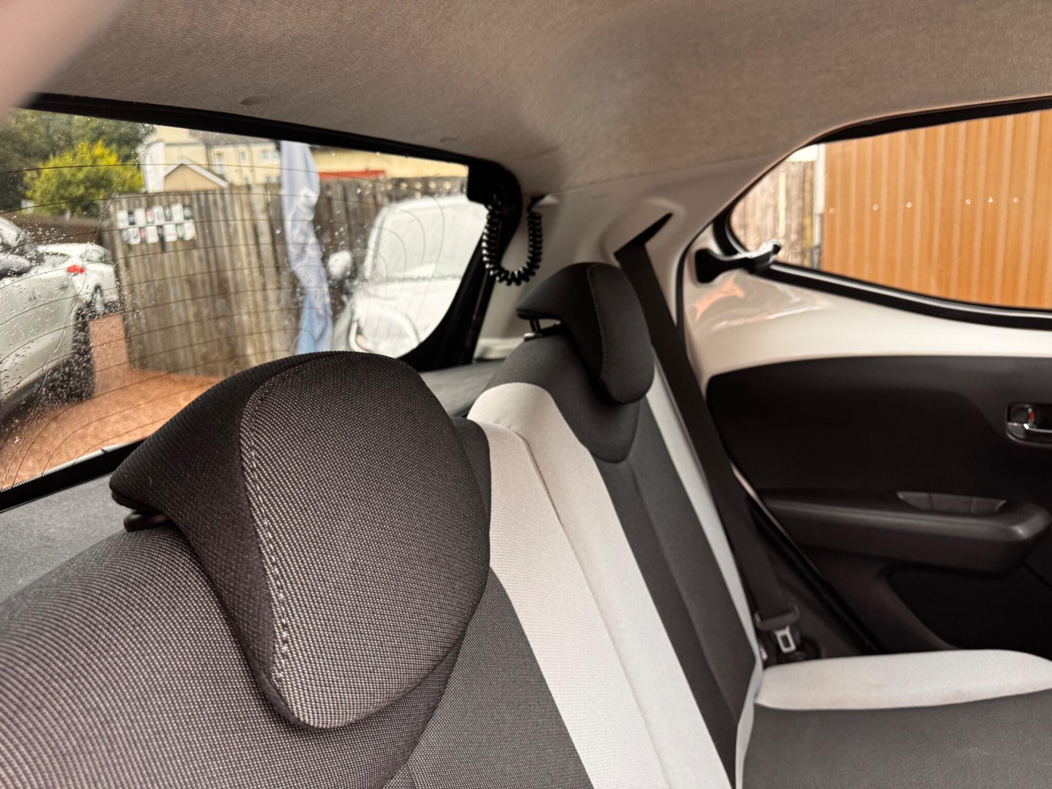 Toyota Aygo view 17