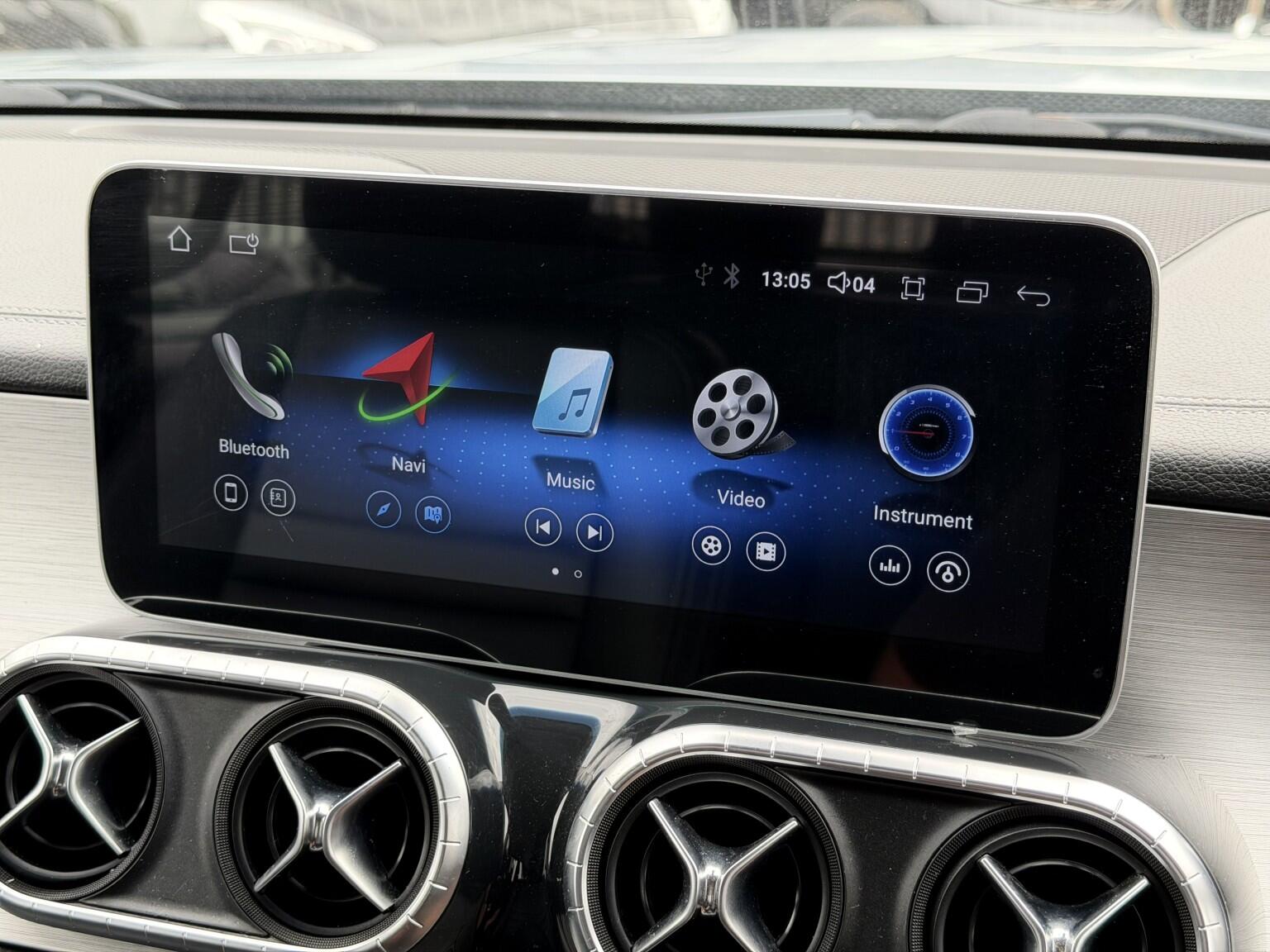 Mercedes-Benz X-Class view 20