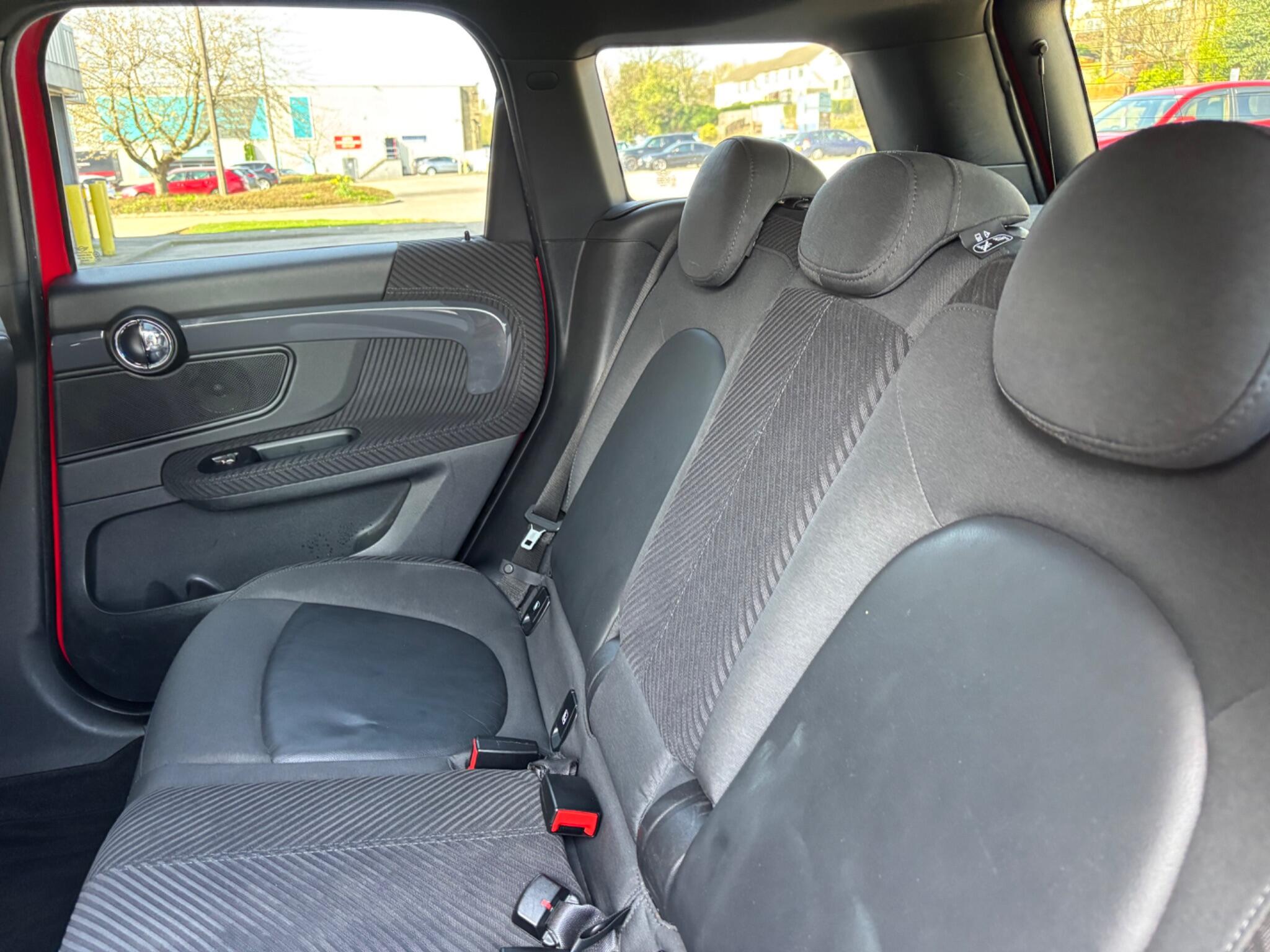 Mini Countryman view 25