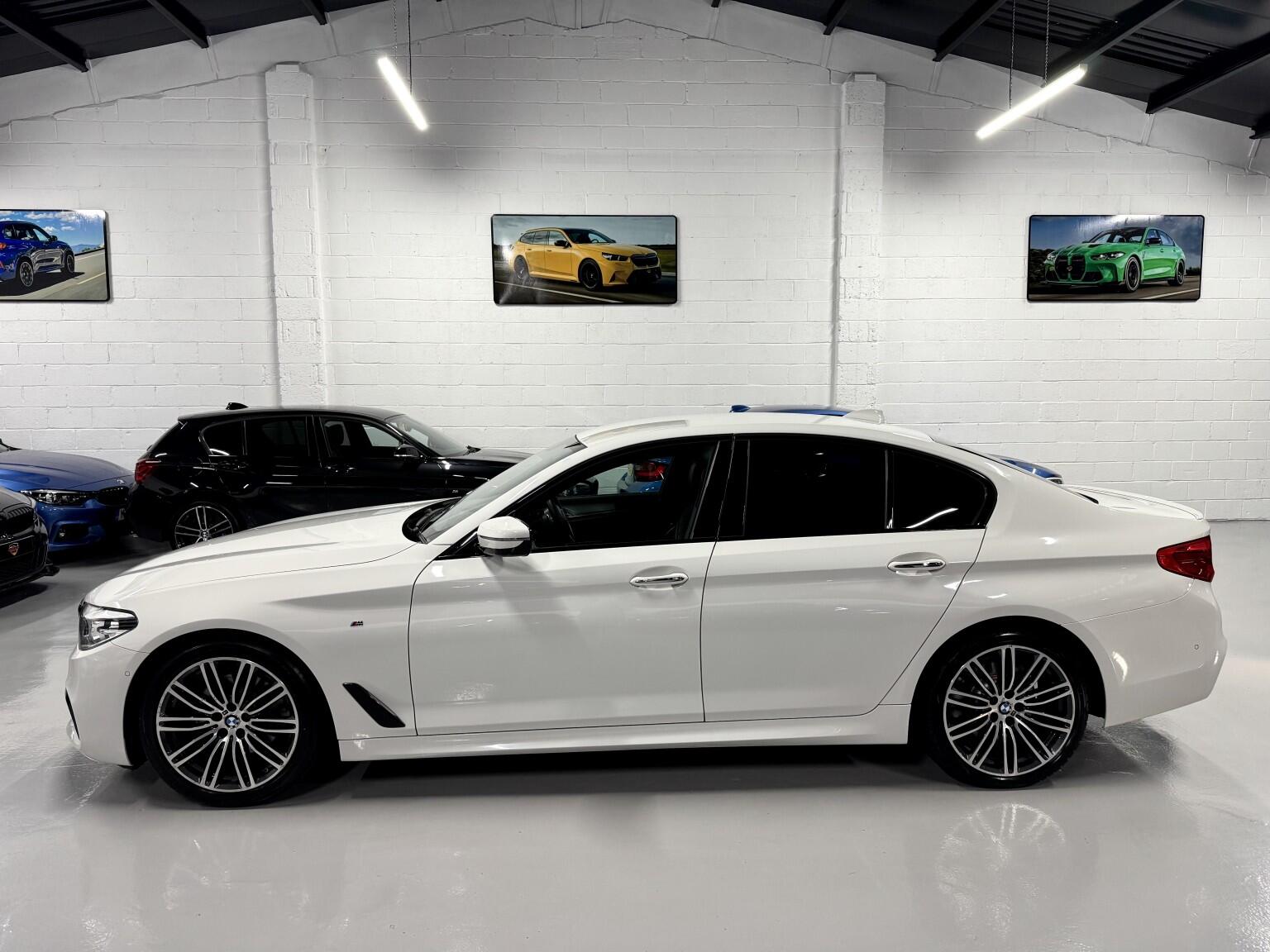 BMW 5 Series view 19