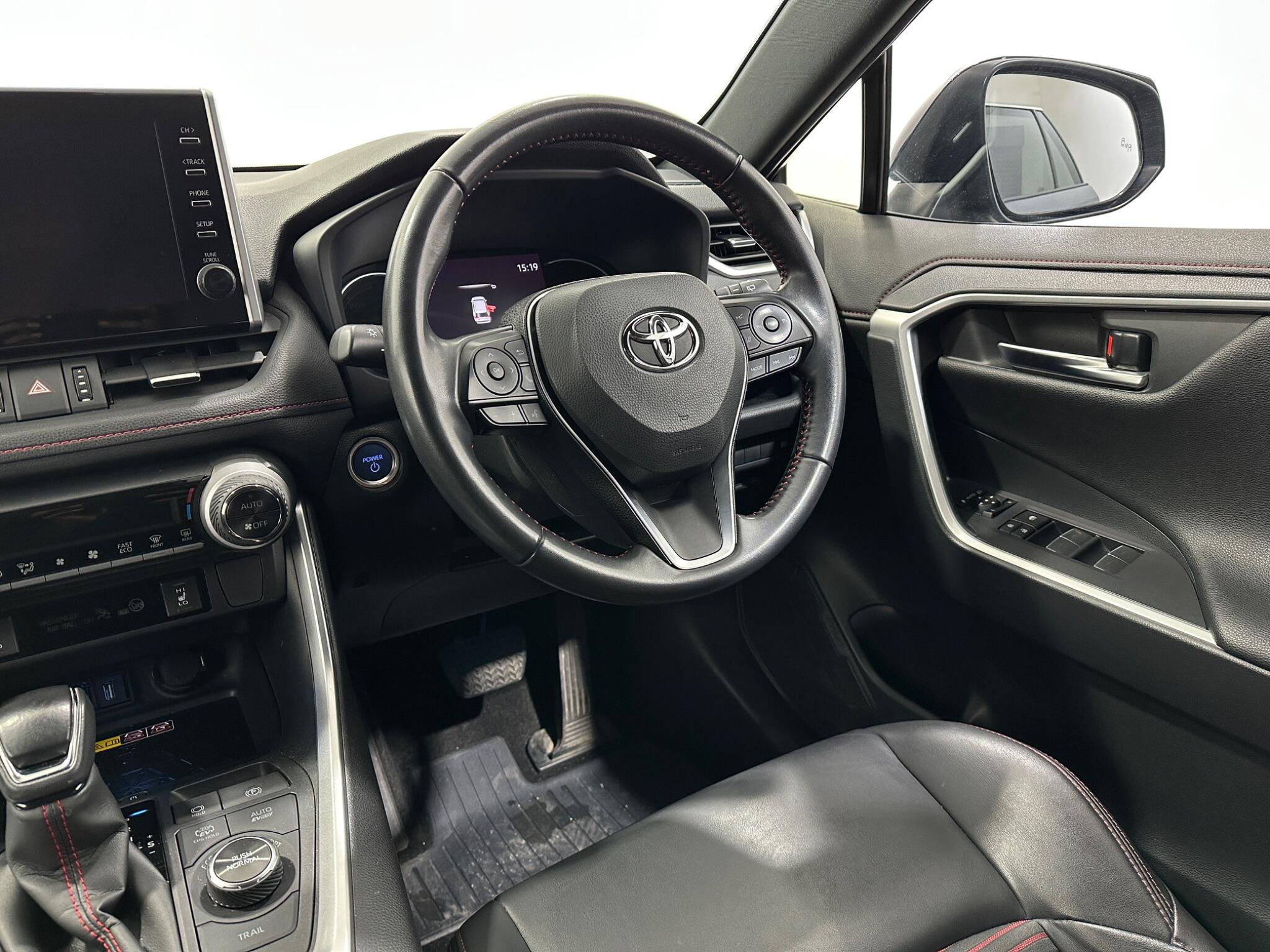 Toyota Rav4 view 12