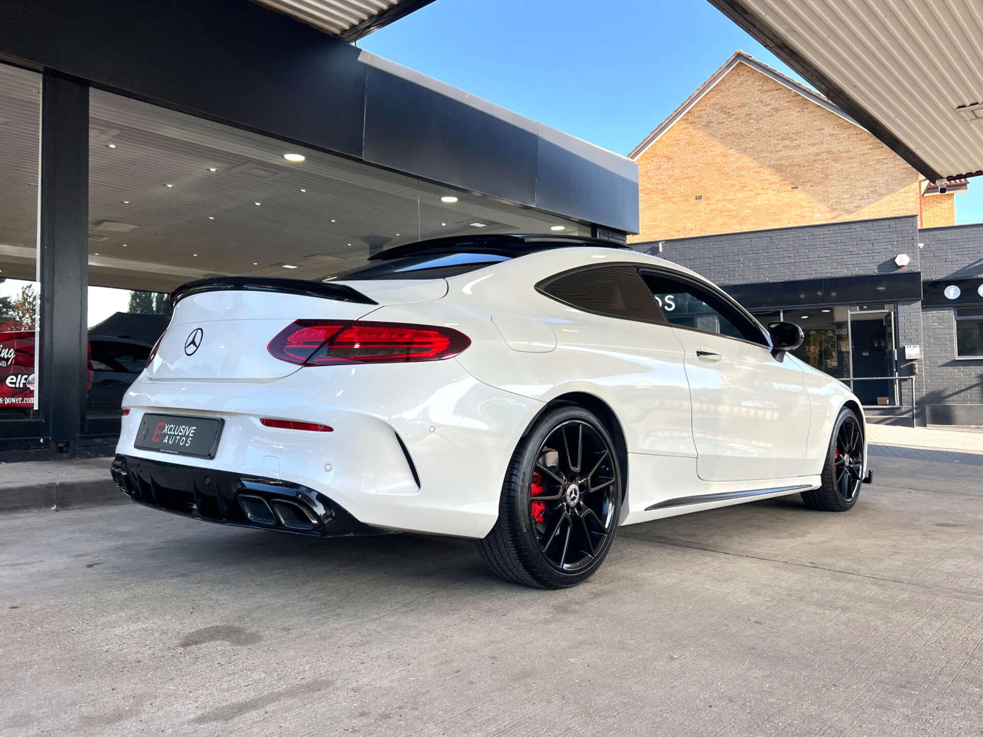 Mercedes-Benz C-Class view 23