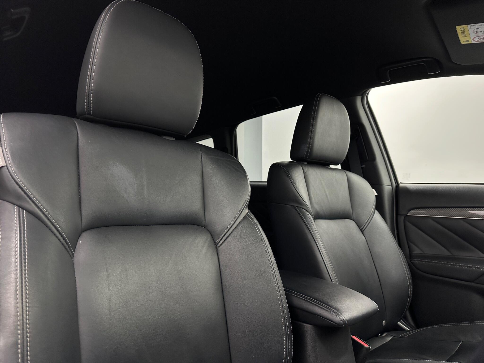 Mitsubishi Outlander view 31