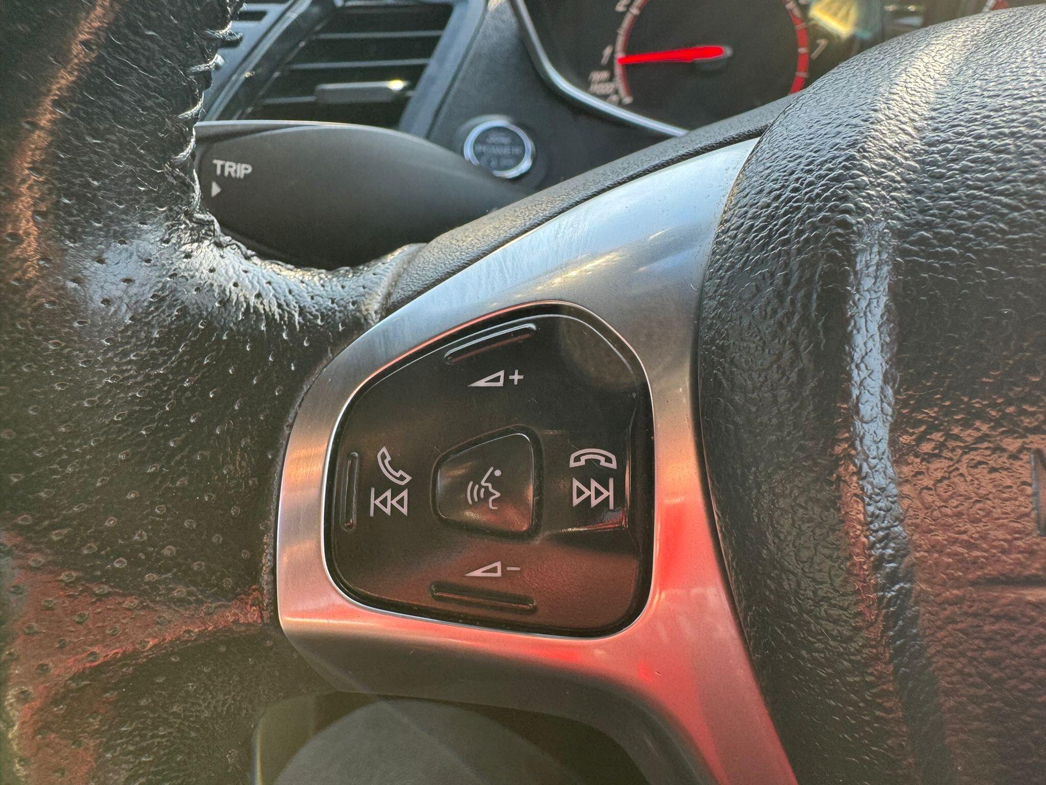 Ford Fiesta view 53
