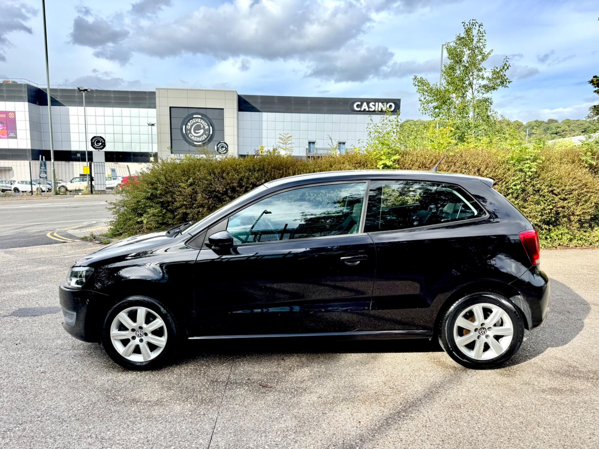 Volkswagen Polo view 9
