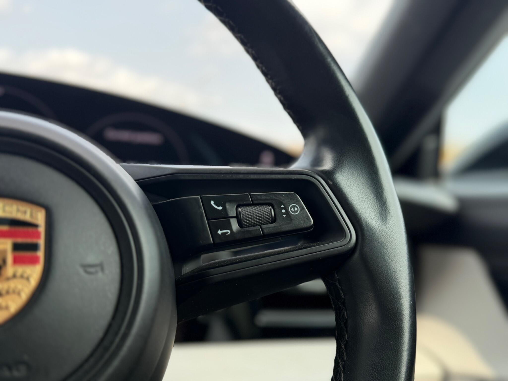Porsche Taycan view 26