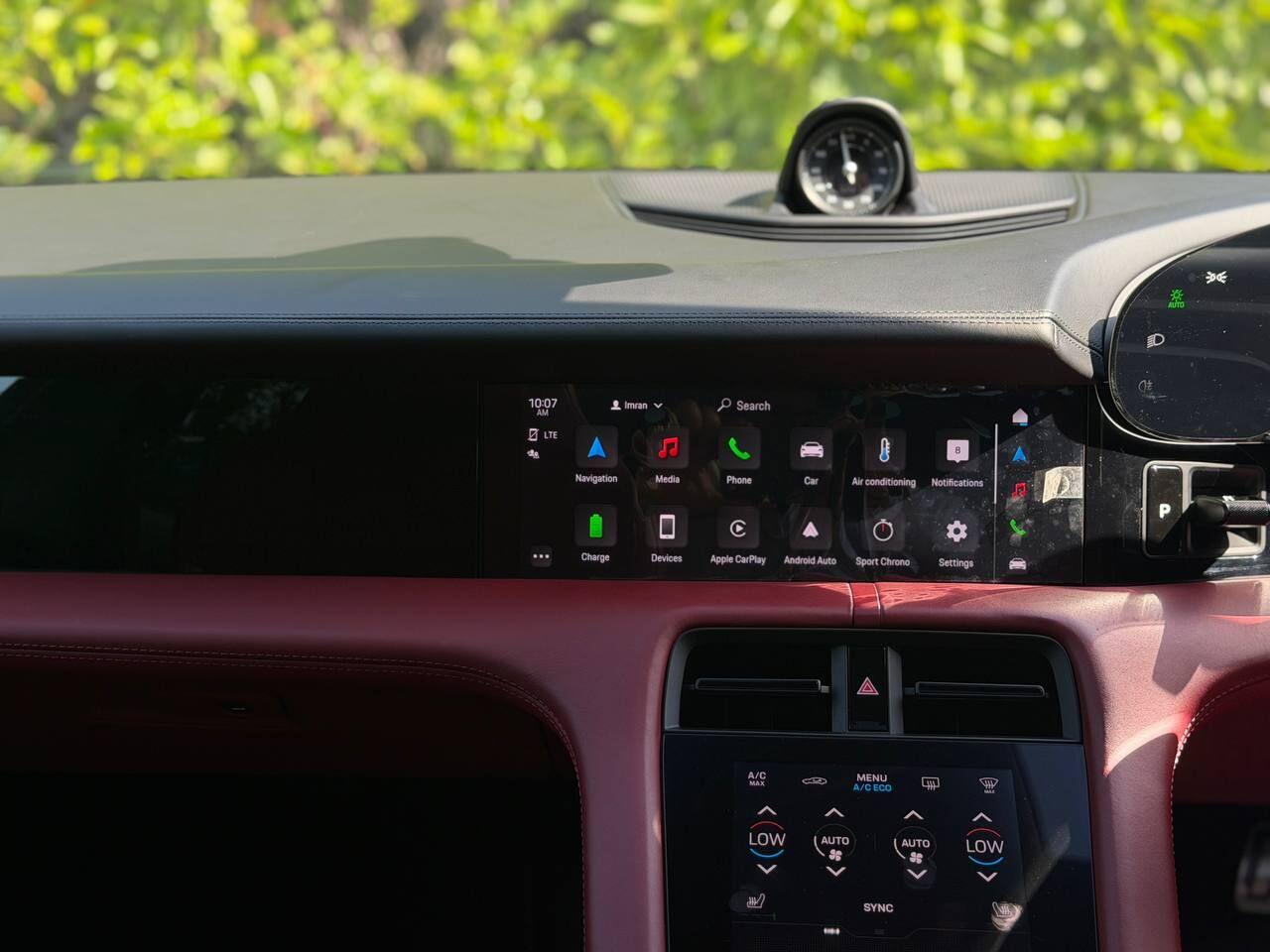 Porsche Taycan view 28