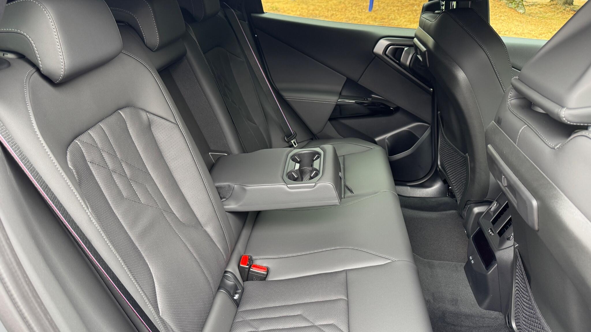 BMW X3 view 14