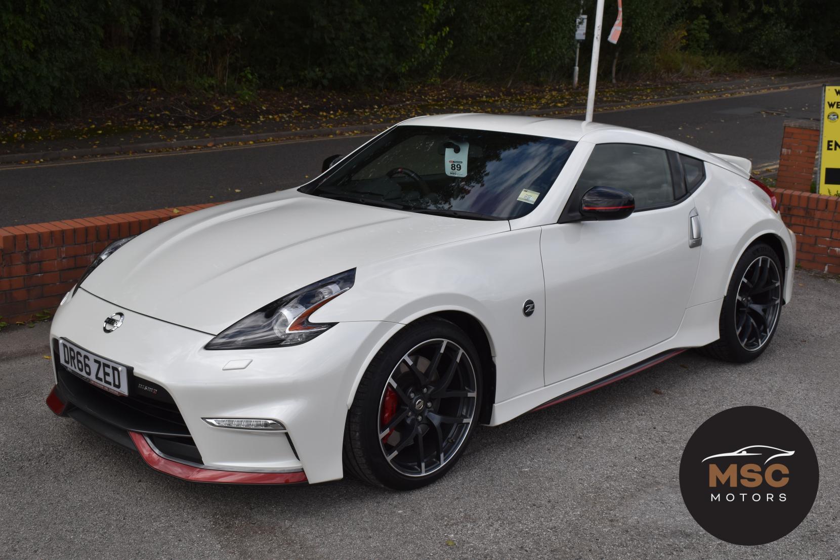 Nissan 370 Z view 7