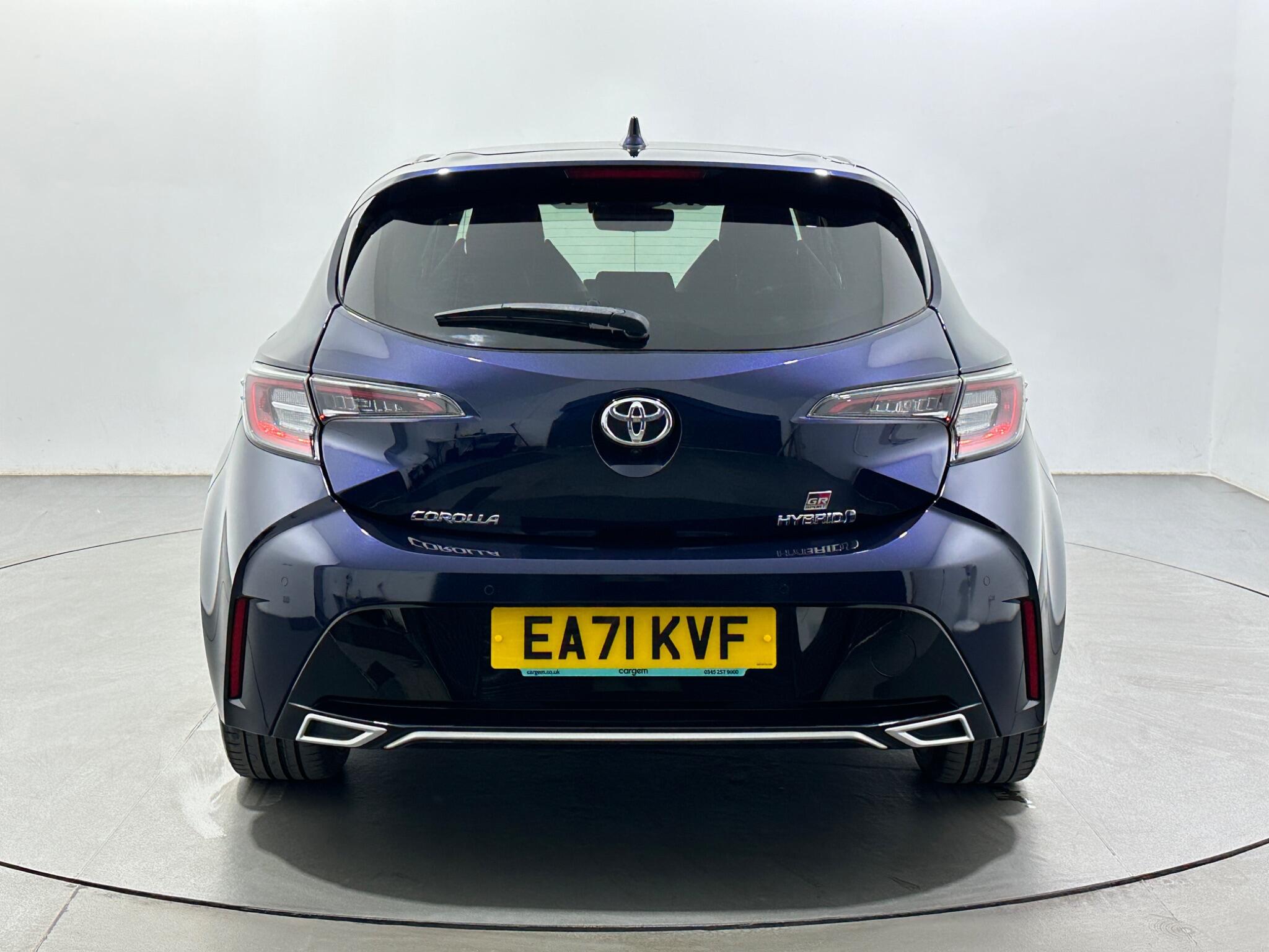 Toyota Corolla view 7