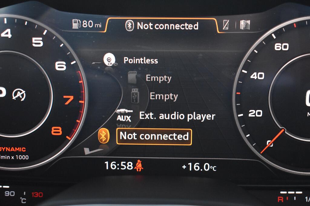 Audi TT view 49