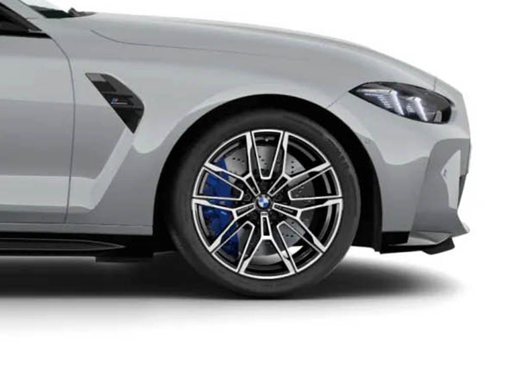 BMW M4 view 7