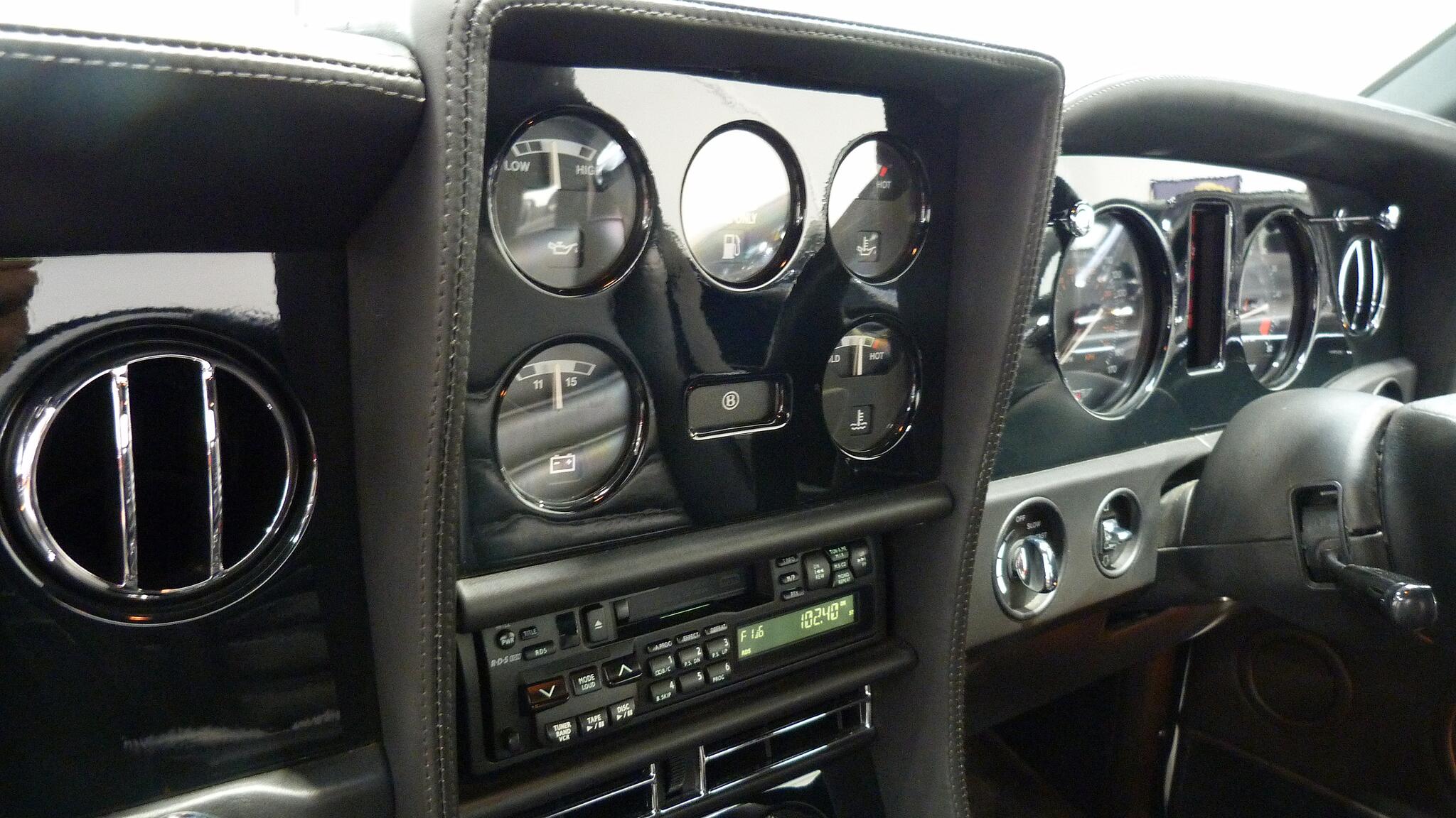 Bentley Azure view 23