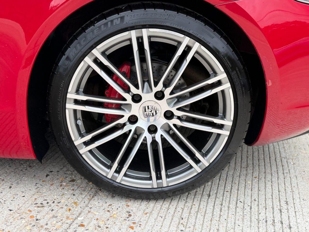 Porsche Cayman view 17