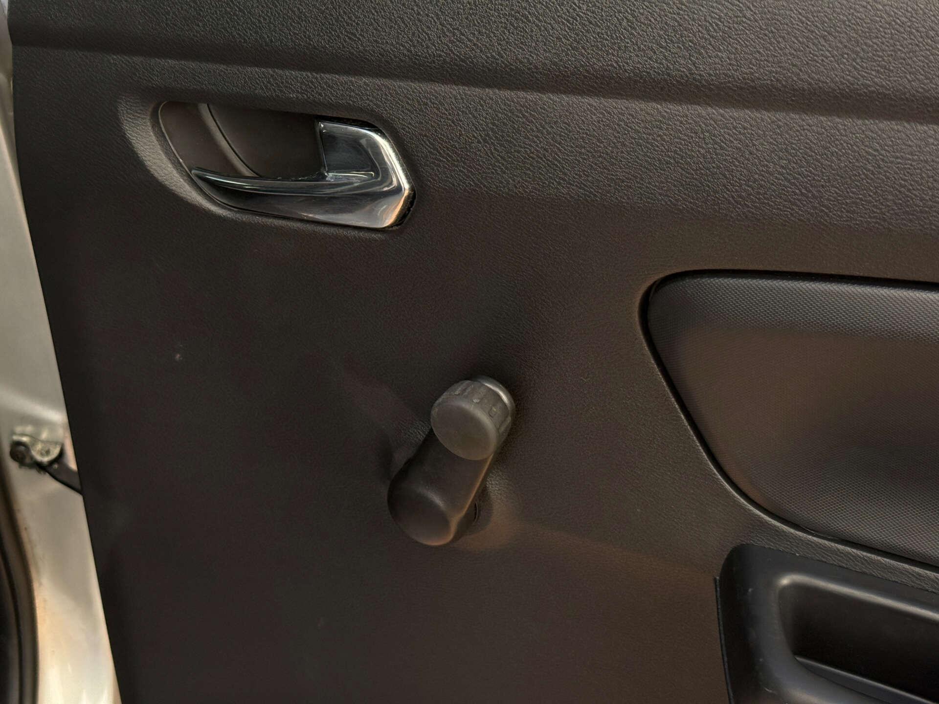 Nissan Micra view 27