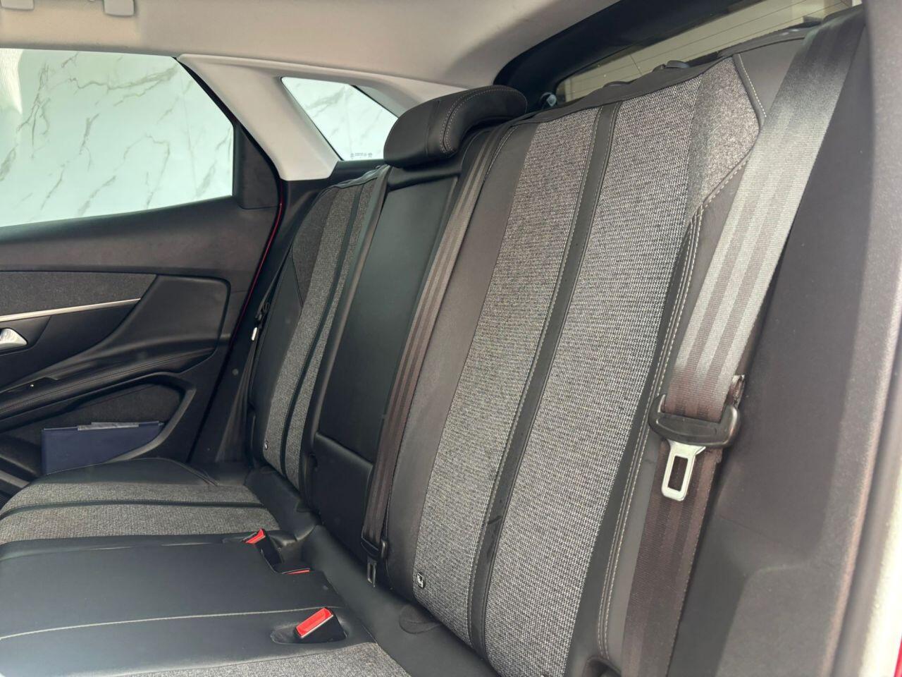 Peugeot 3008 view 20