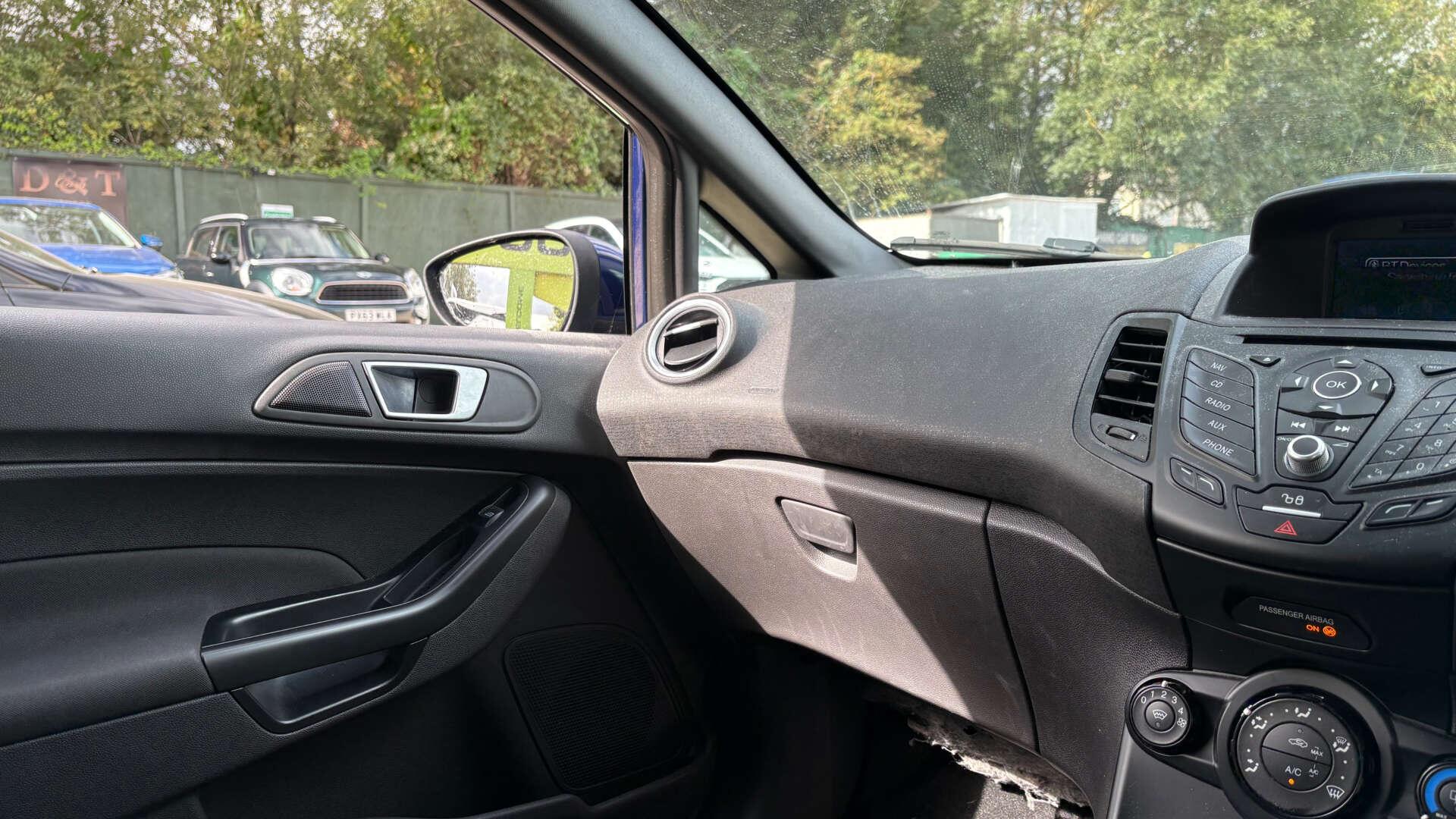 Ford Fiesta view 26