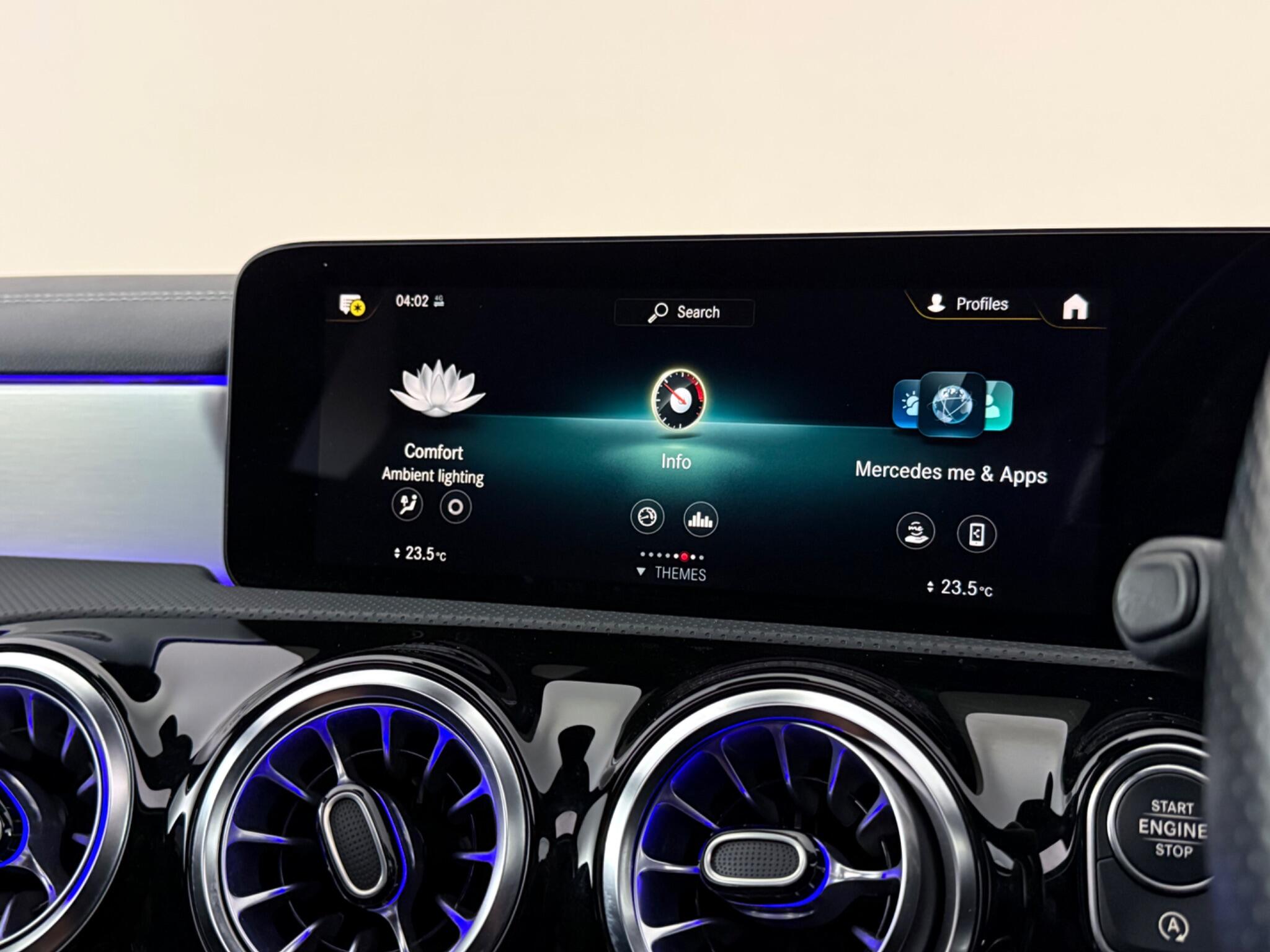 Mercedes-Benz Cla view 28